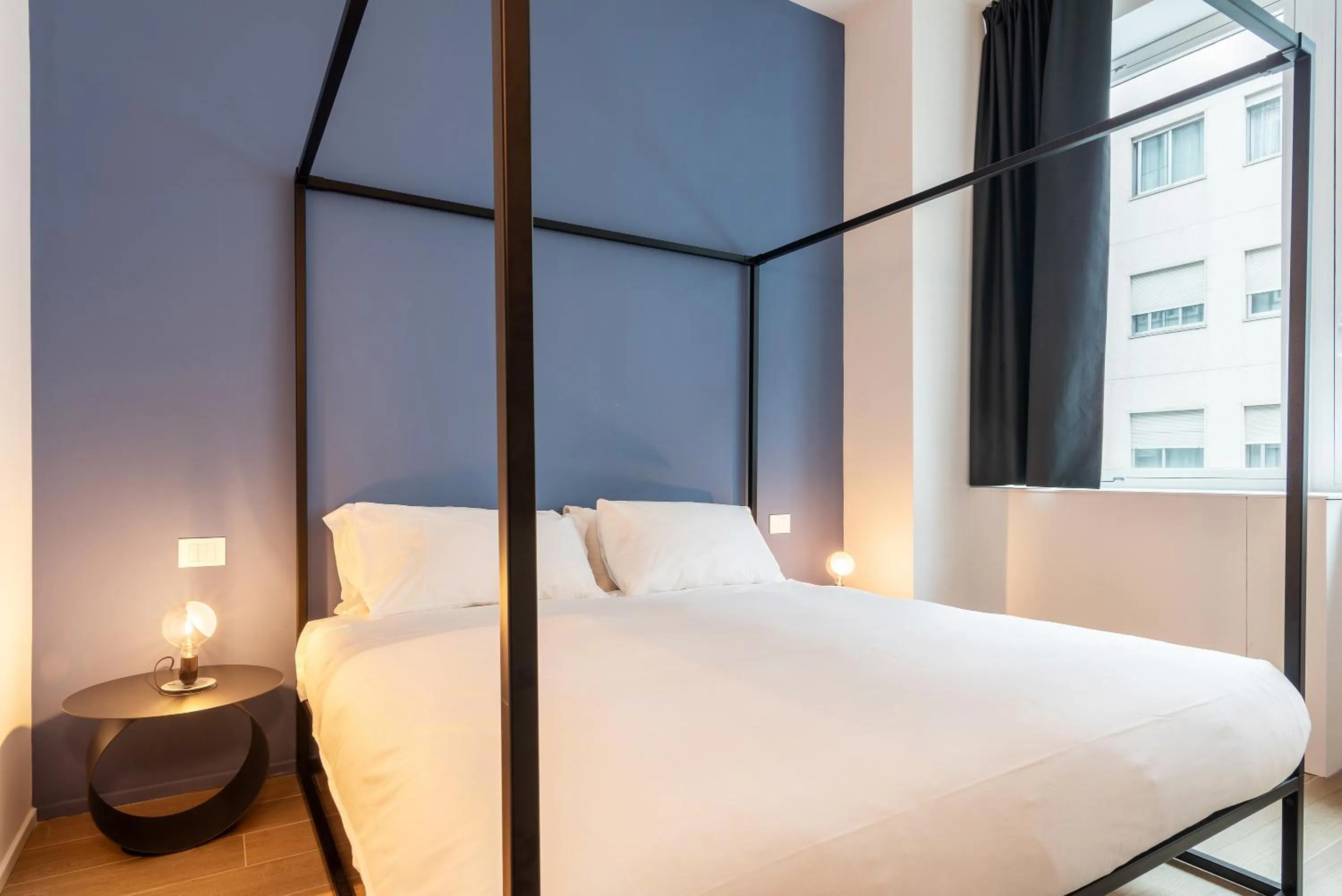 Bed in easyhomes-City Centre Suites