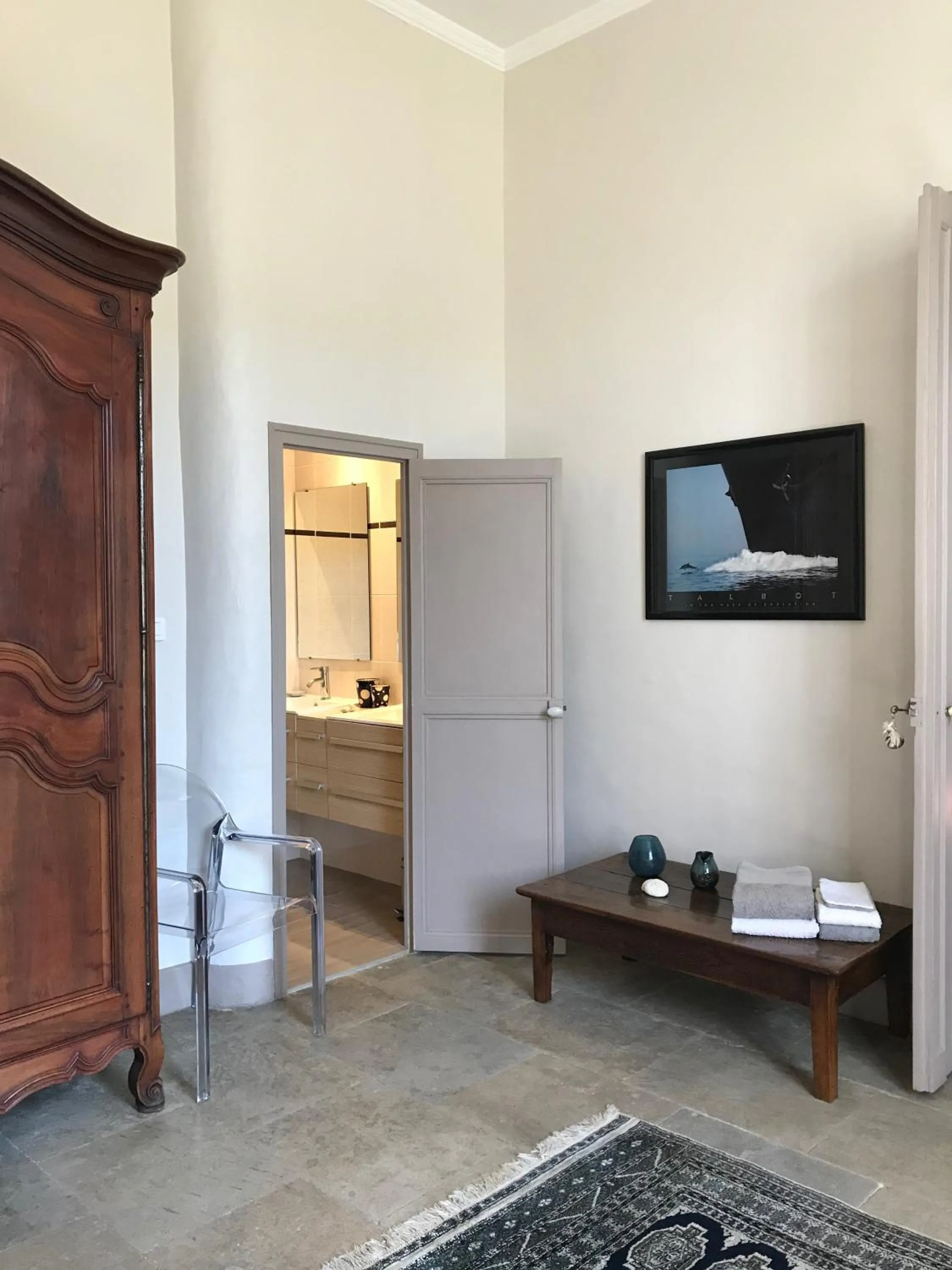 Bedroom in Couleurs De Camargue