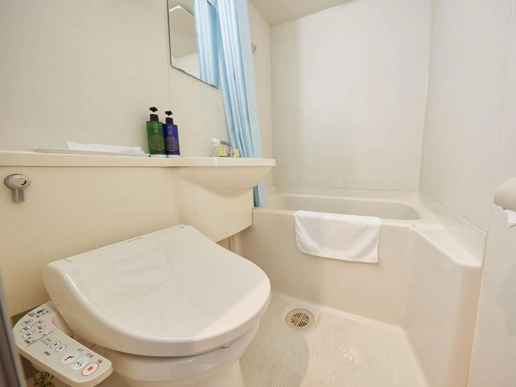 Shower in エナジックホテル山市 Enagic HOTEL YAMAICHI