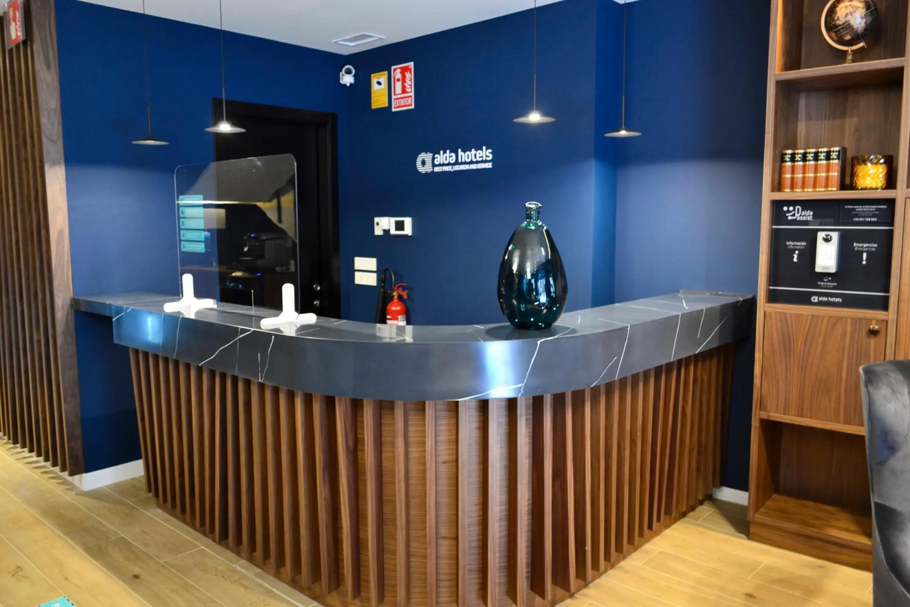 Lobby or reception in Hotel Alda Galería Coruña Lobby or reception in Hotel Alda Galería Coruña