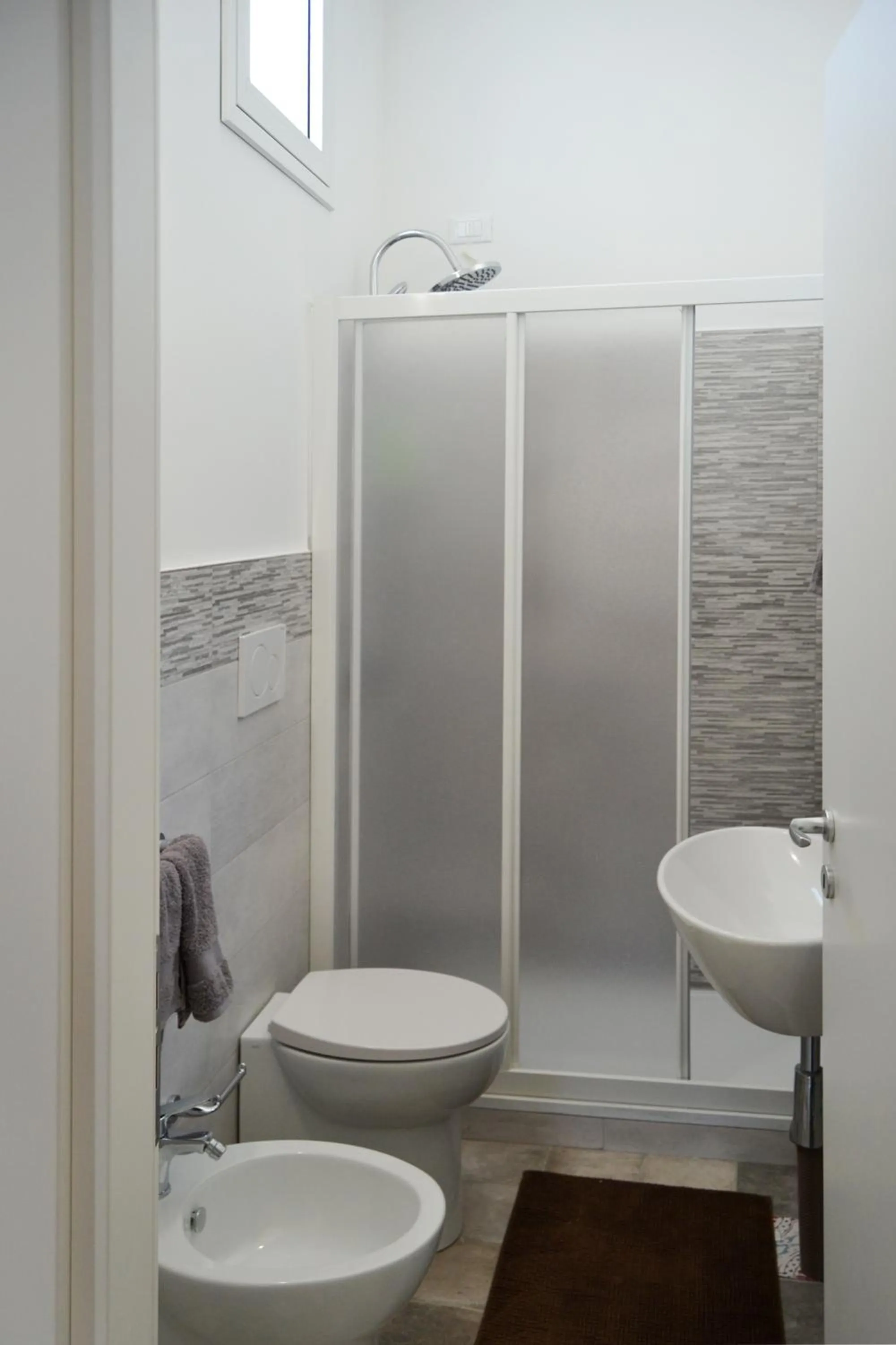 Shower in Quattroquarti Stradivari Home