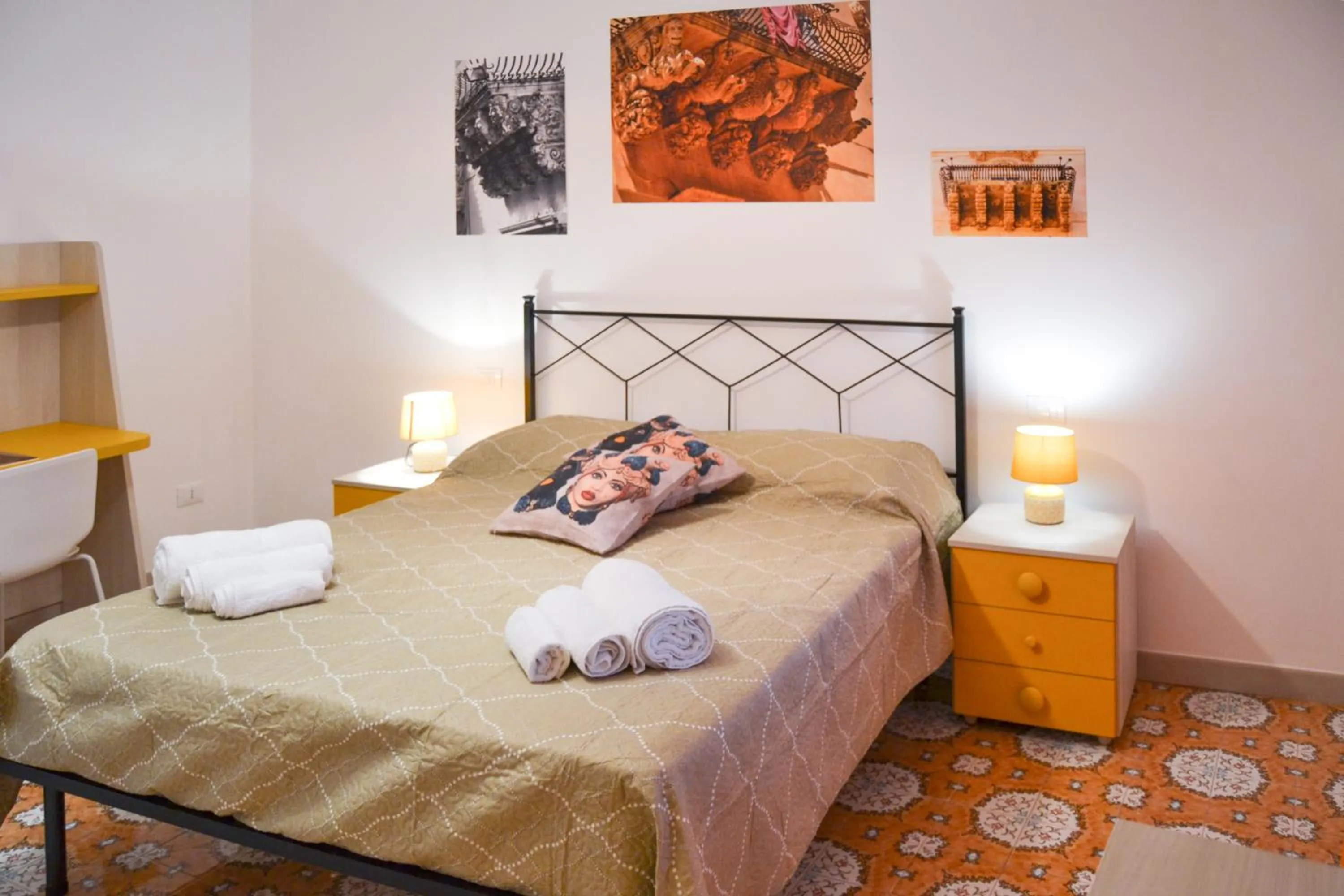 Bedroom, Bed in Quattroquarti Stradivari Home