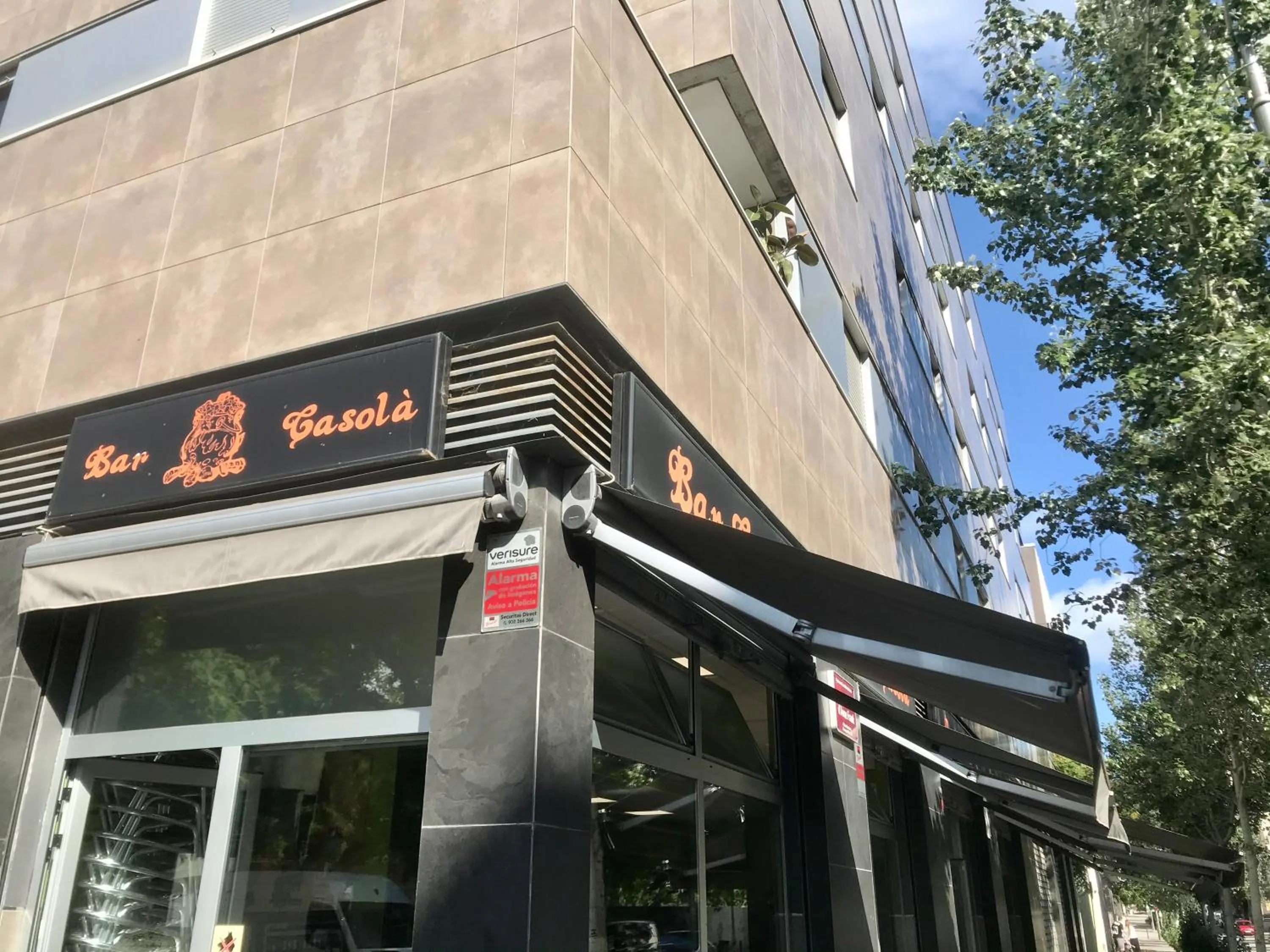 Restaurant/places to eat in Forum-CCIB-Relax Flats