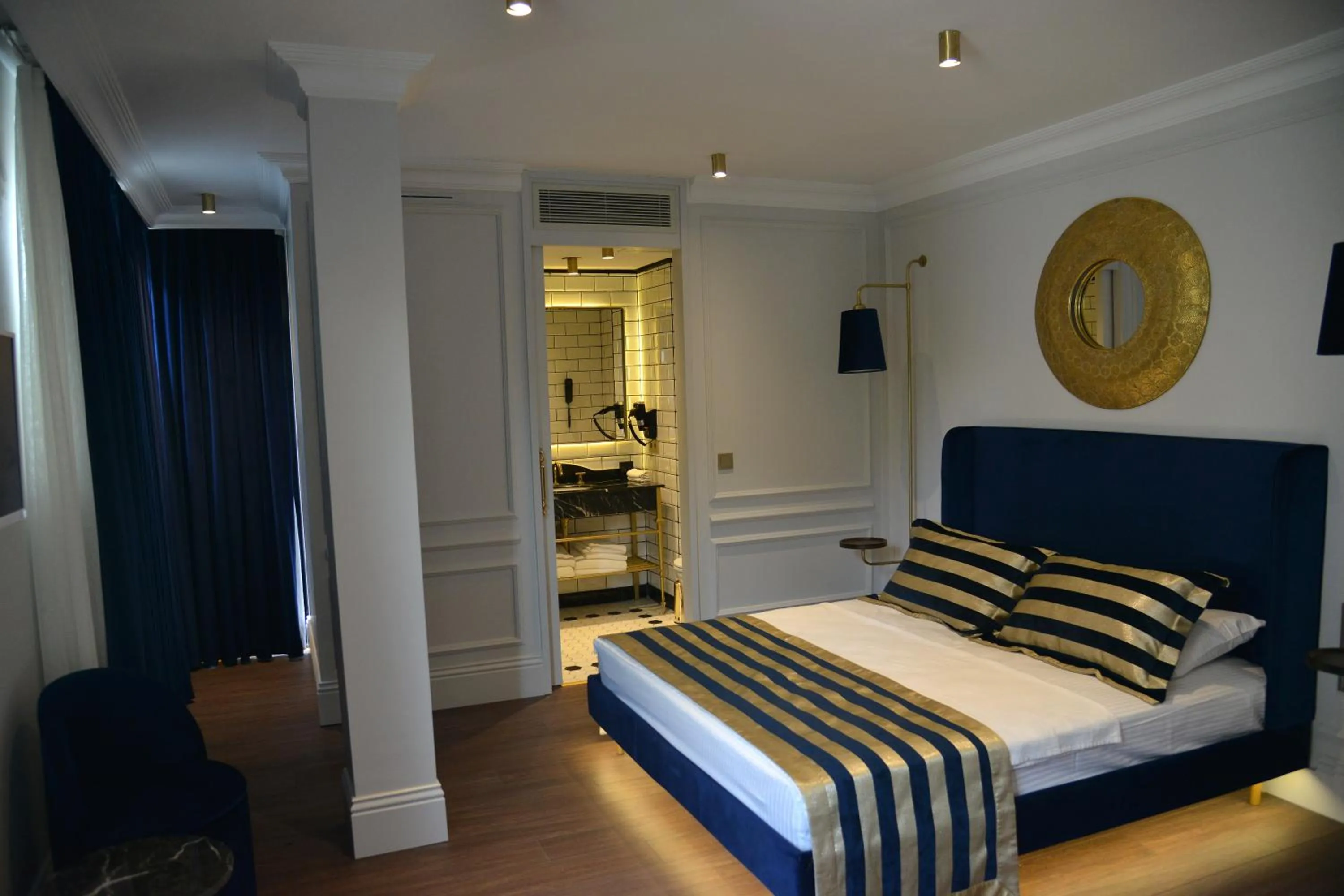 Photo of the whole room in A11 HOTEL Exclusive