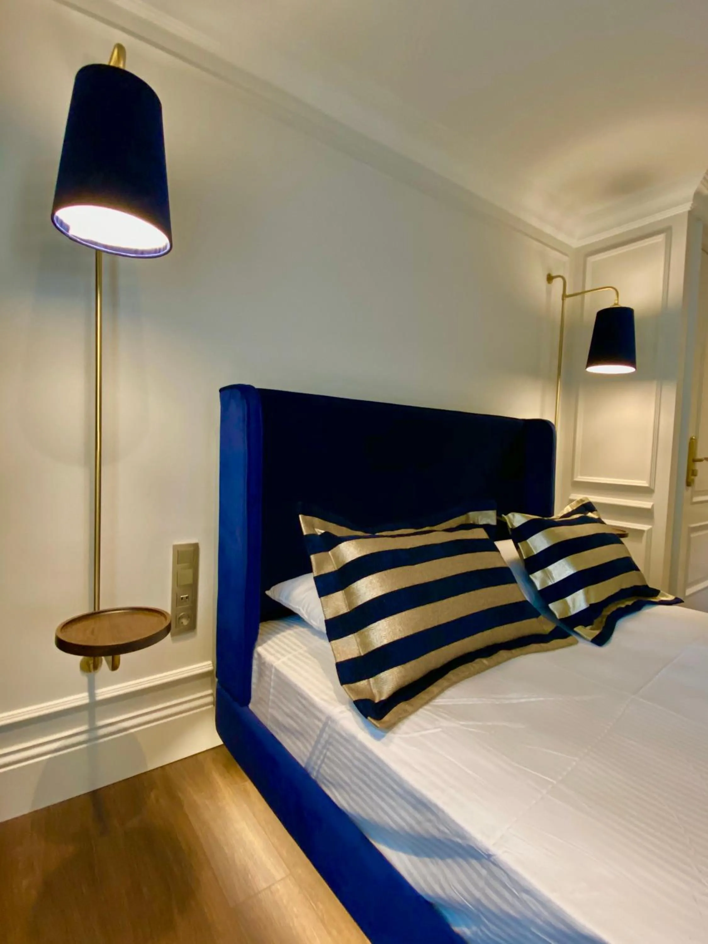 People in A11 HOTEL Exclusive