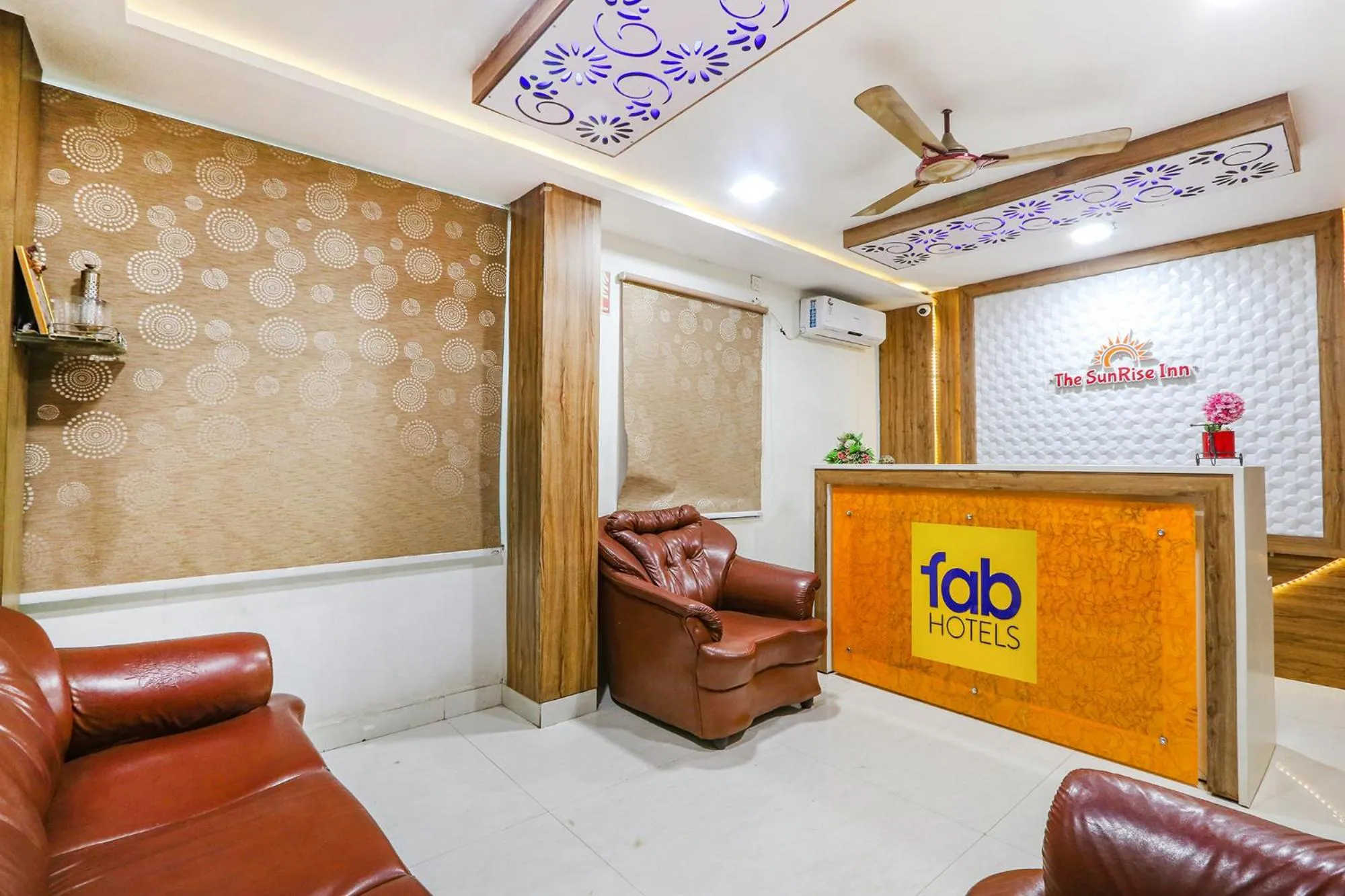 Lobby or reception in Via The Sunrise Inn - Nr Gayatri Vidya Parishad College of Engineering