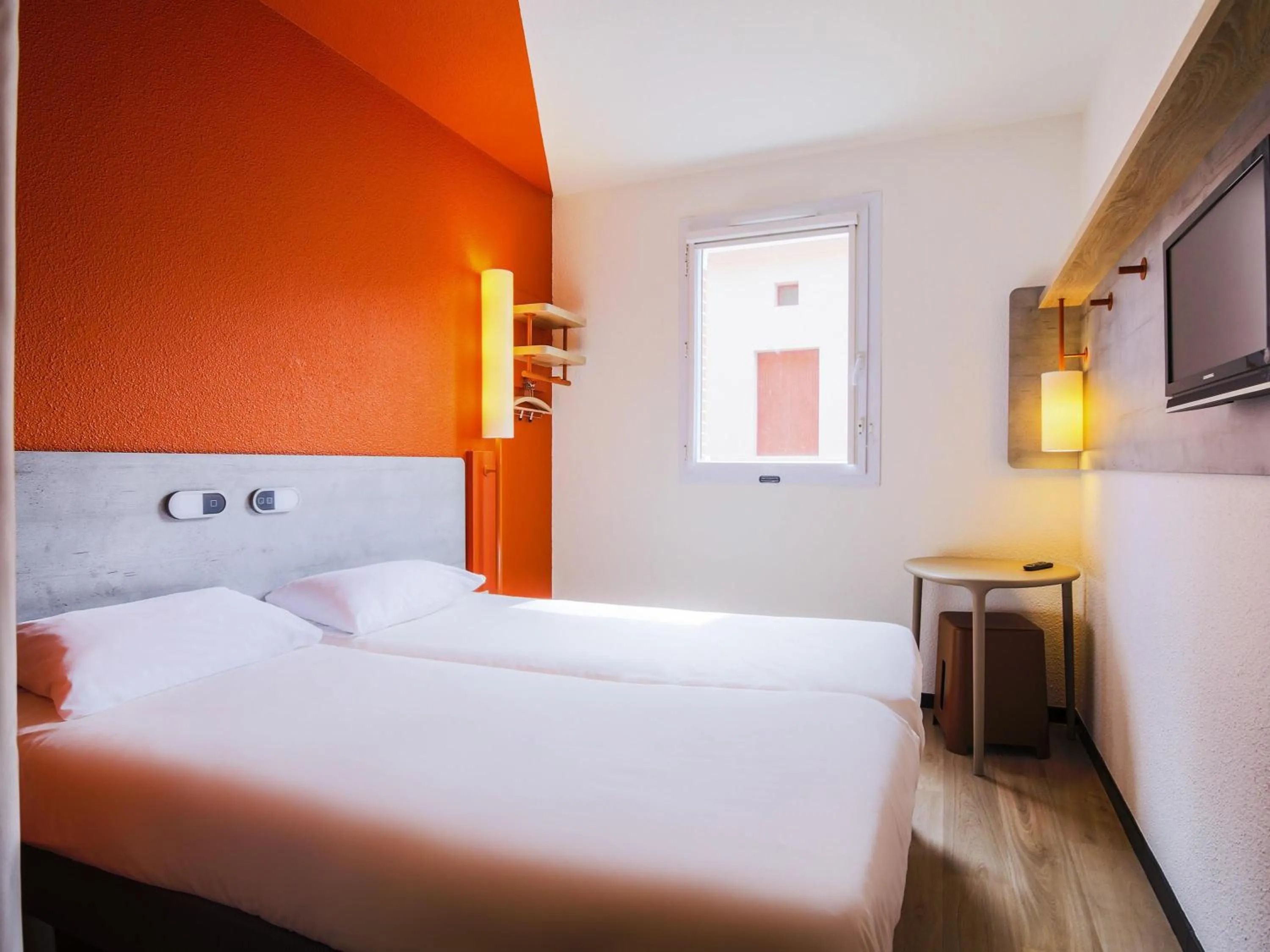 Bedroom, Bed in Ibis Budget Albi Centre