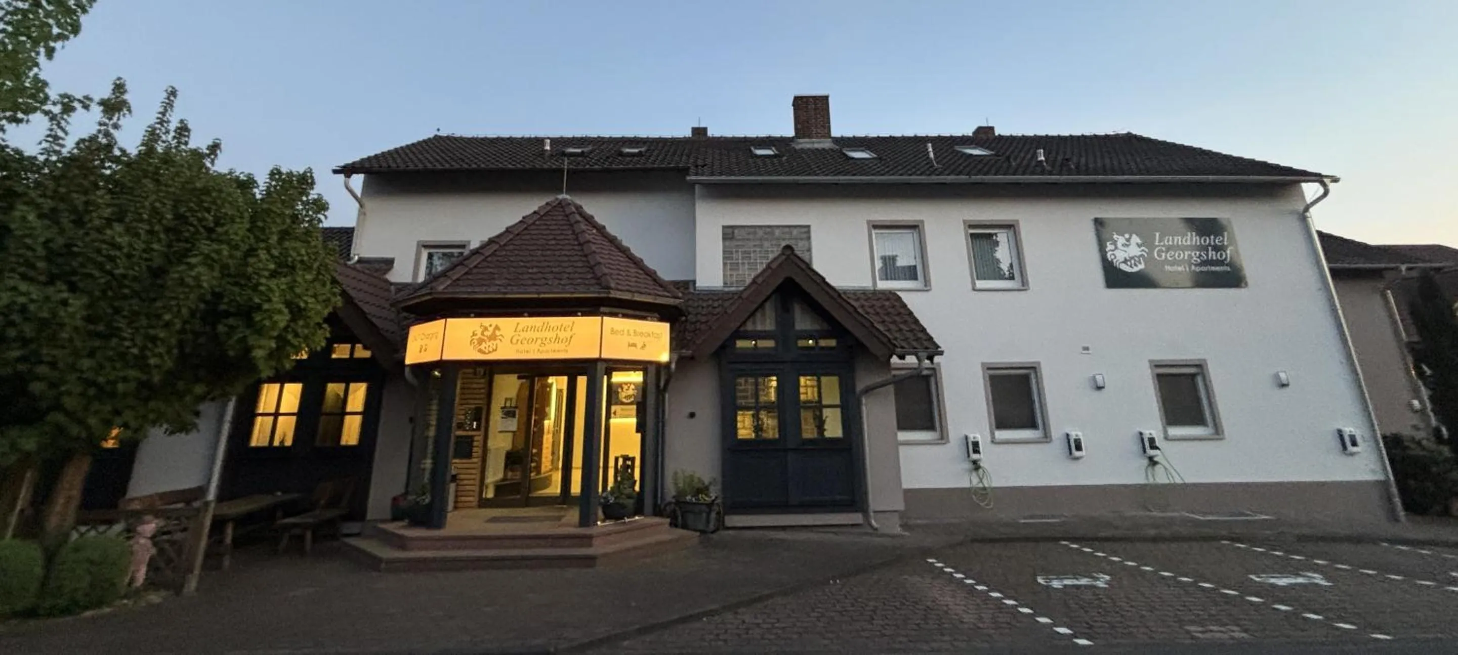 Facade/entrance in Landhotel Georgshof
