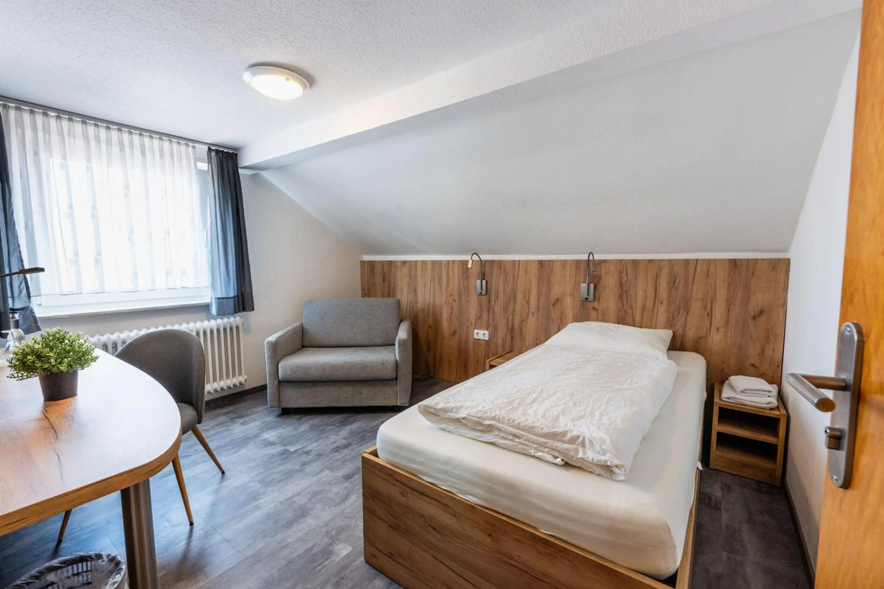 Bedroom, Bed in Landhotel Georgshof