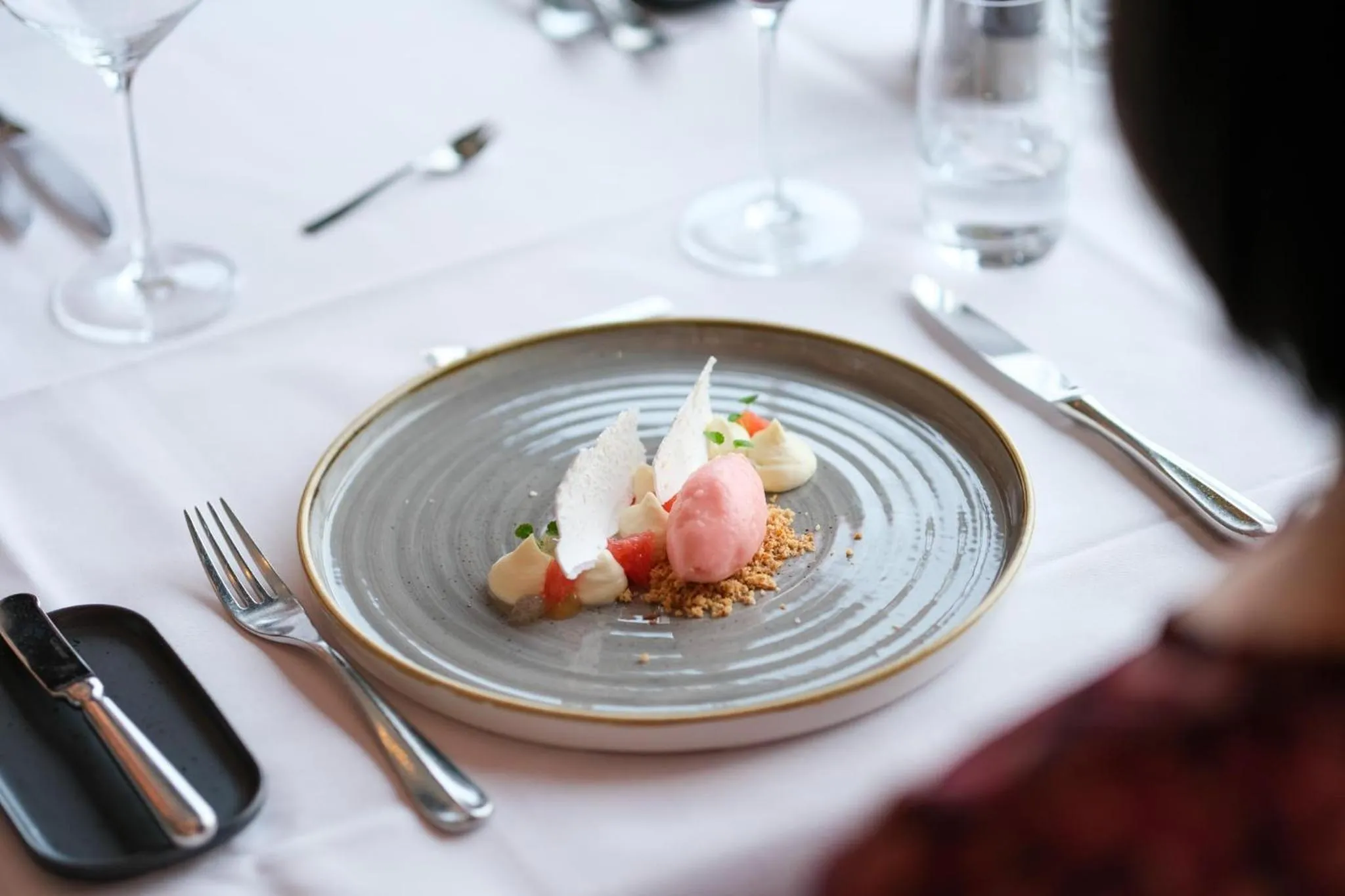 Food and drinks in Hotel Belvoir Lake View & Spa