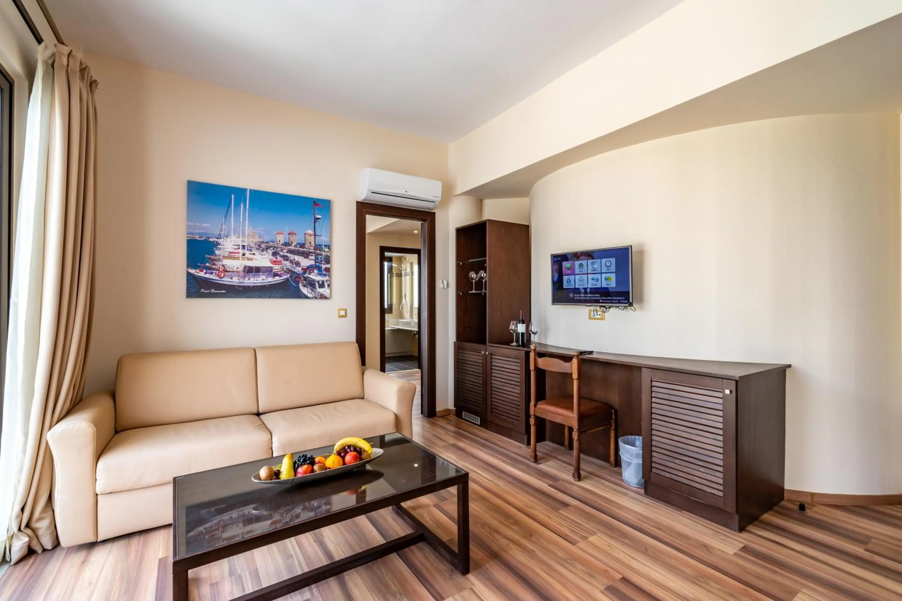 TV and multimedia in Ladiko Suites - Faliraki