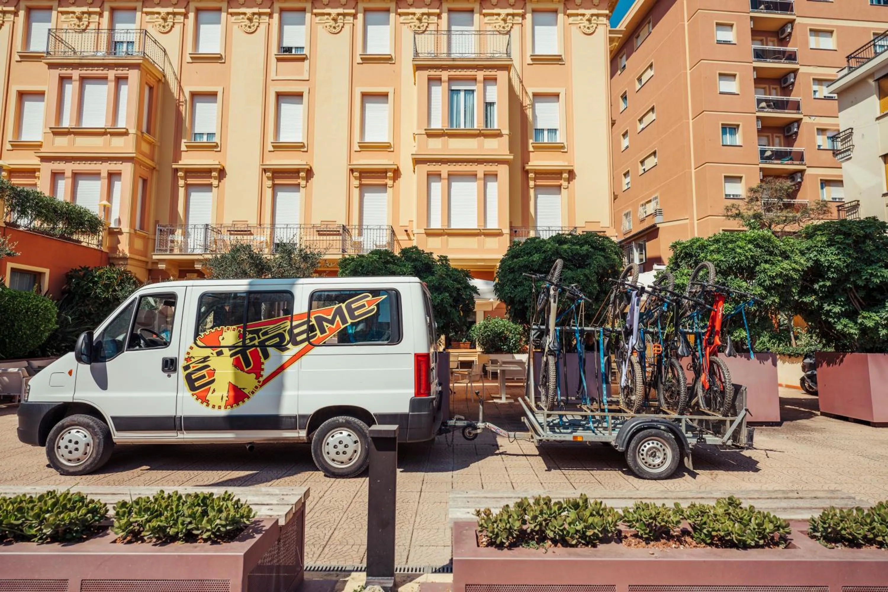 Property building in Hotel Careni Villa Italia