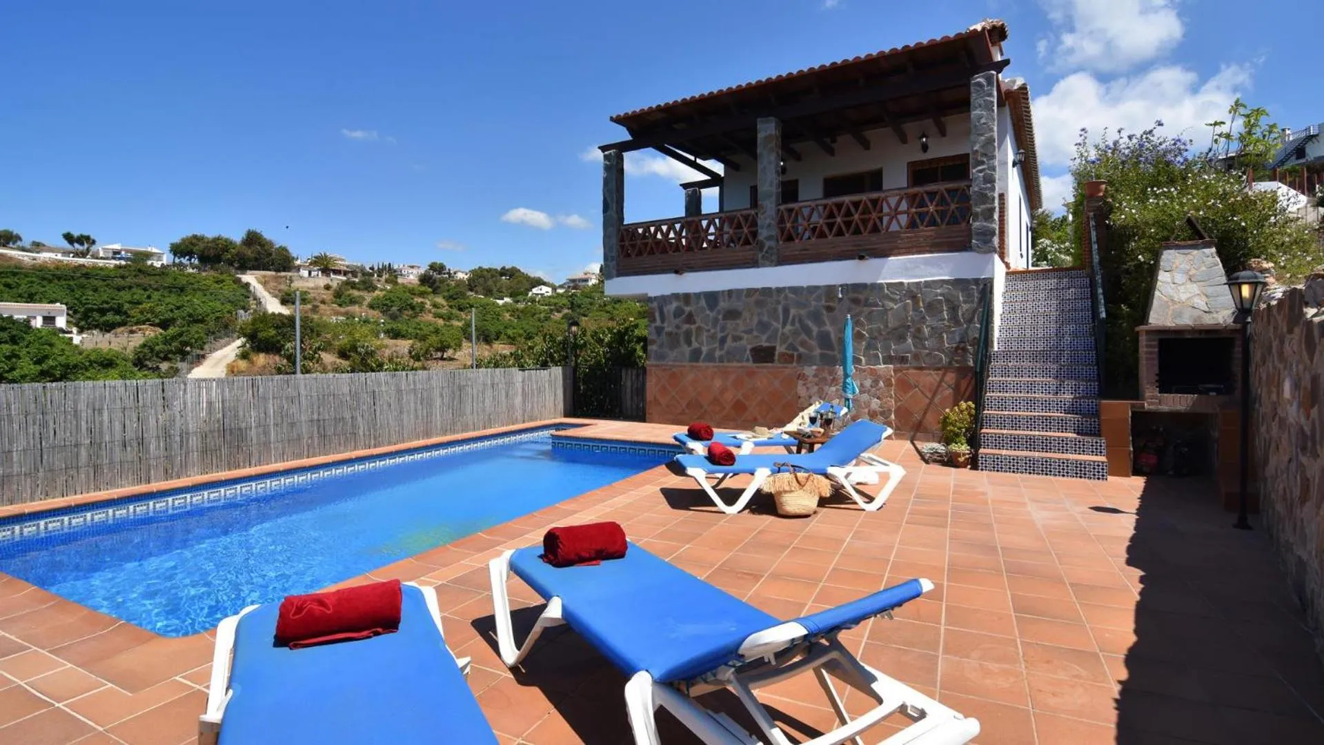 Property building in Villa Vistamar - private pool