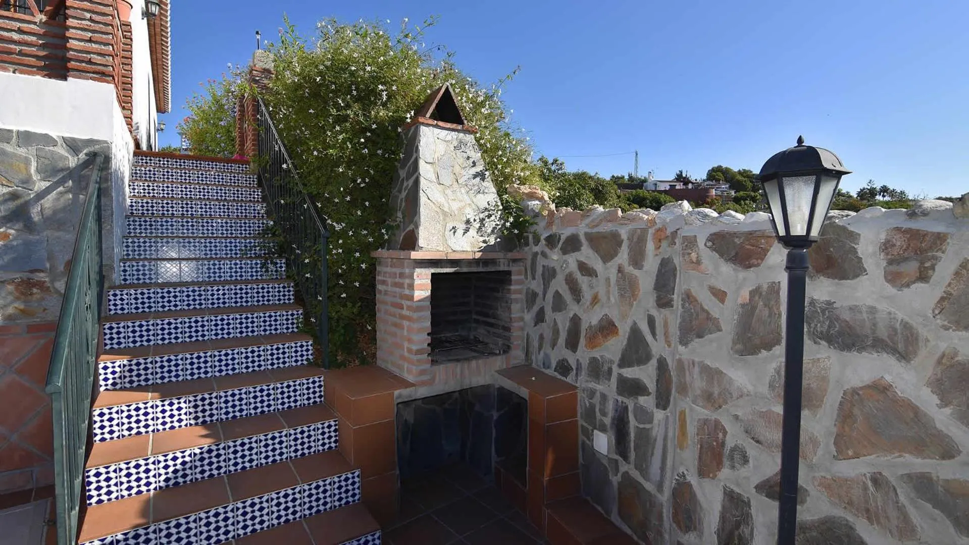 BBQ facilities in Villa Vistamar - private pool