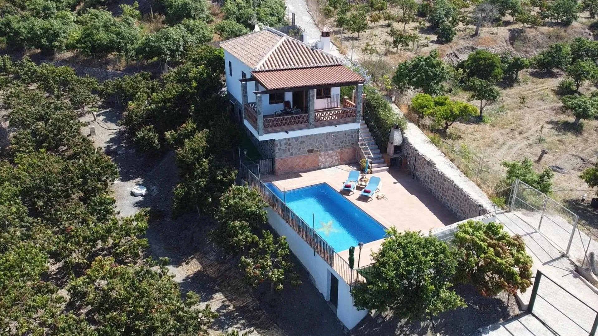 Property building in Villa Vistamar - private pool