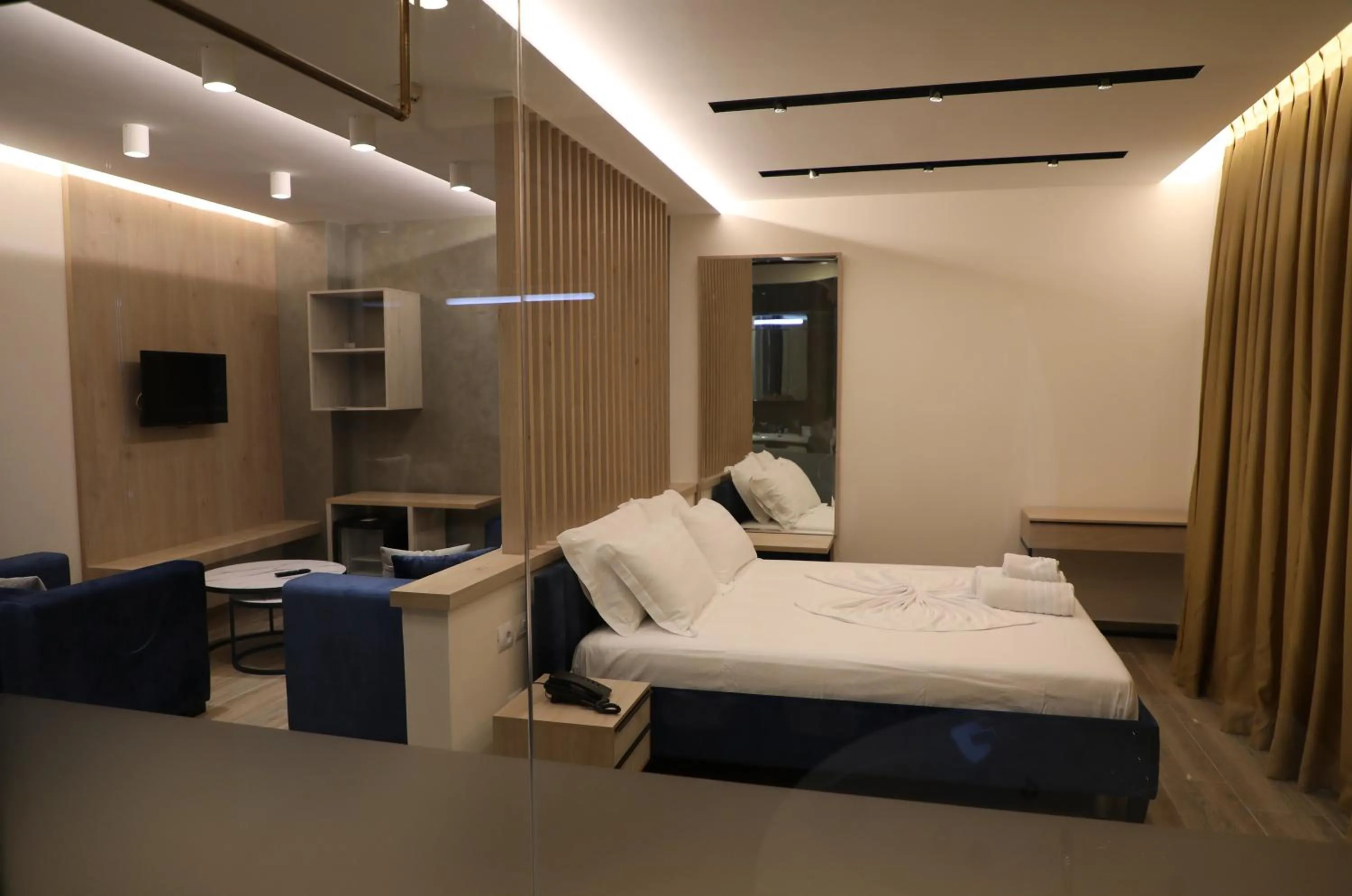 Bedroom, Bed in Hotel Triumf Shengjin