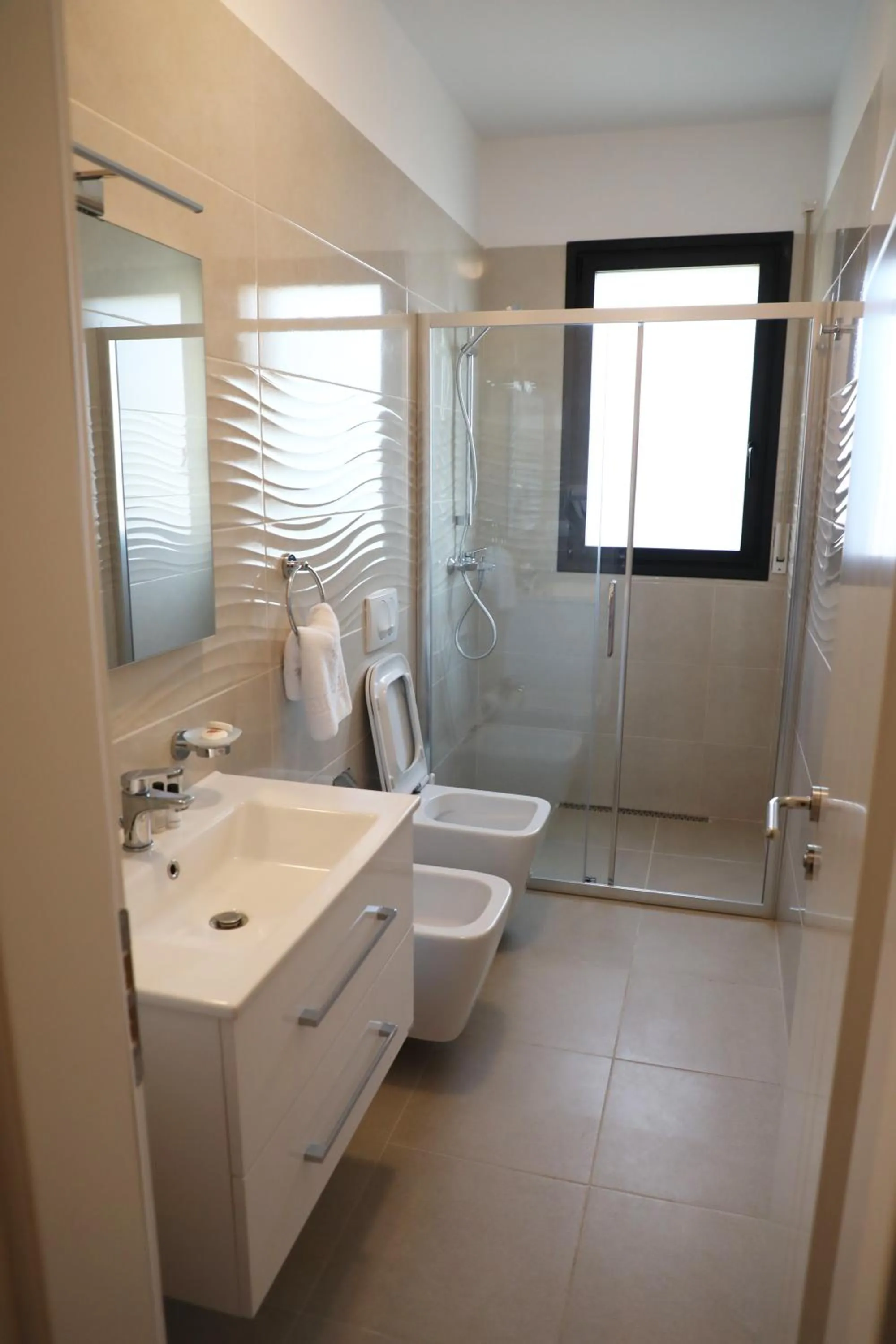 Bathroom in Hotel Triumf Shengjin