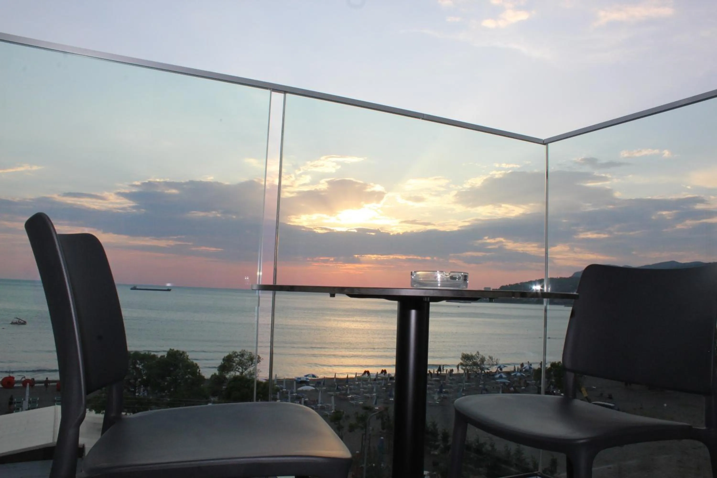 Beach in Hotel Triumf Shengjin