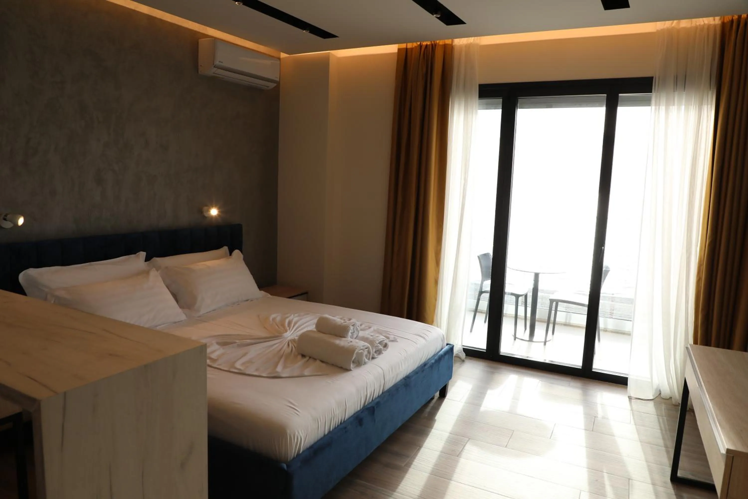 Bedroom, Bed in Hotel Triumf Shengjin