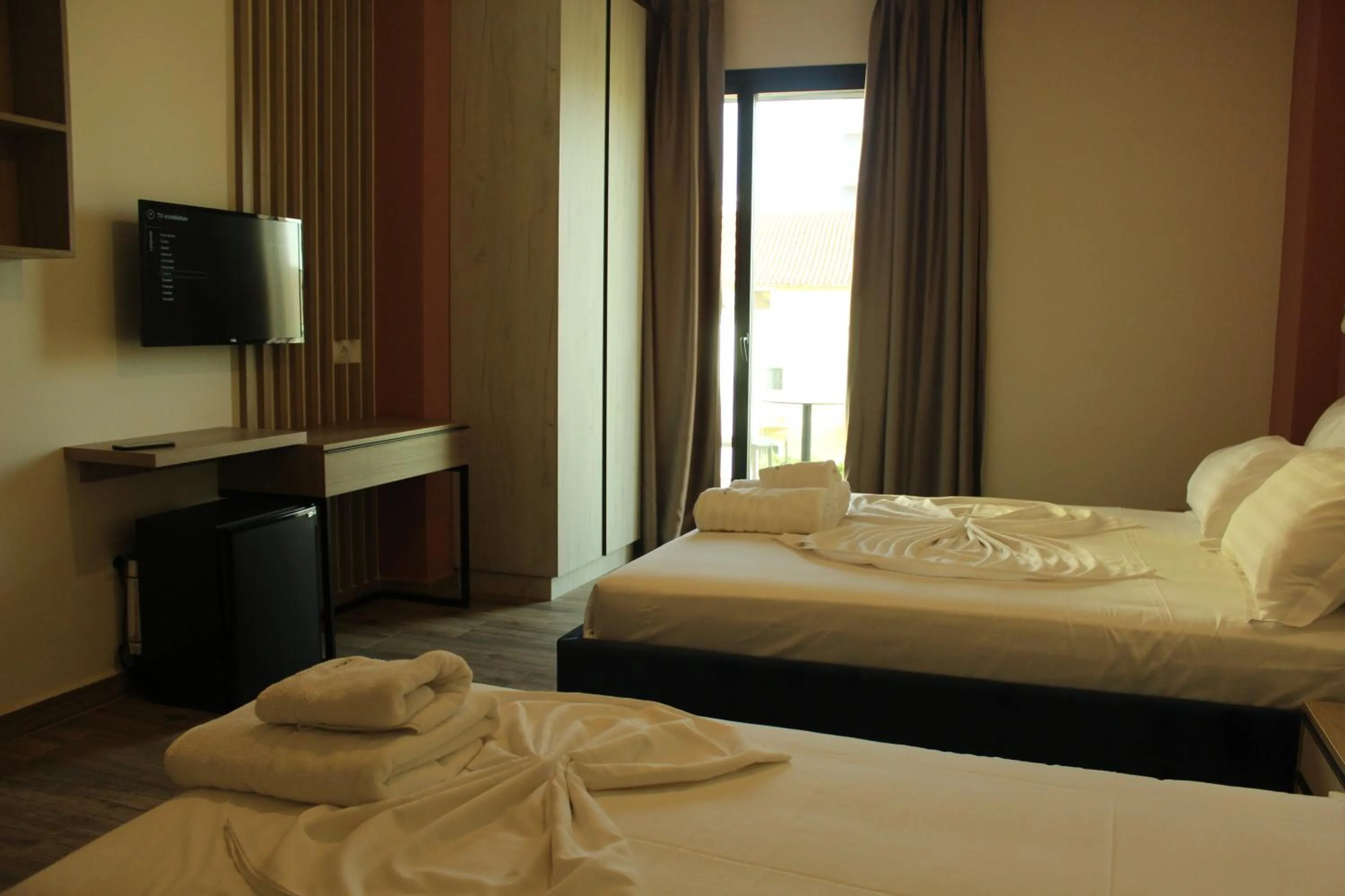 Bed in Hotel Triumf Shengjin