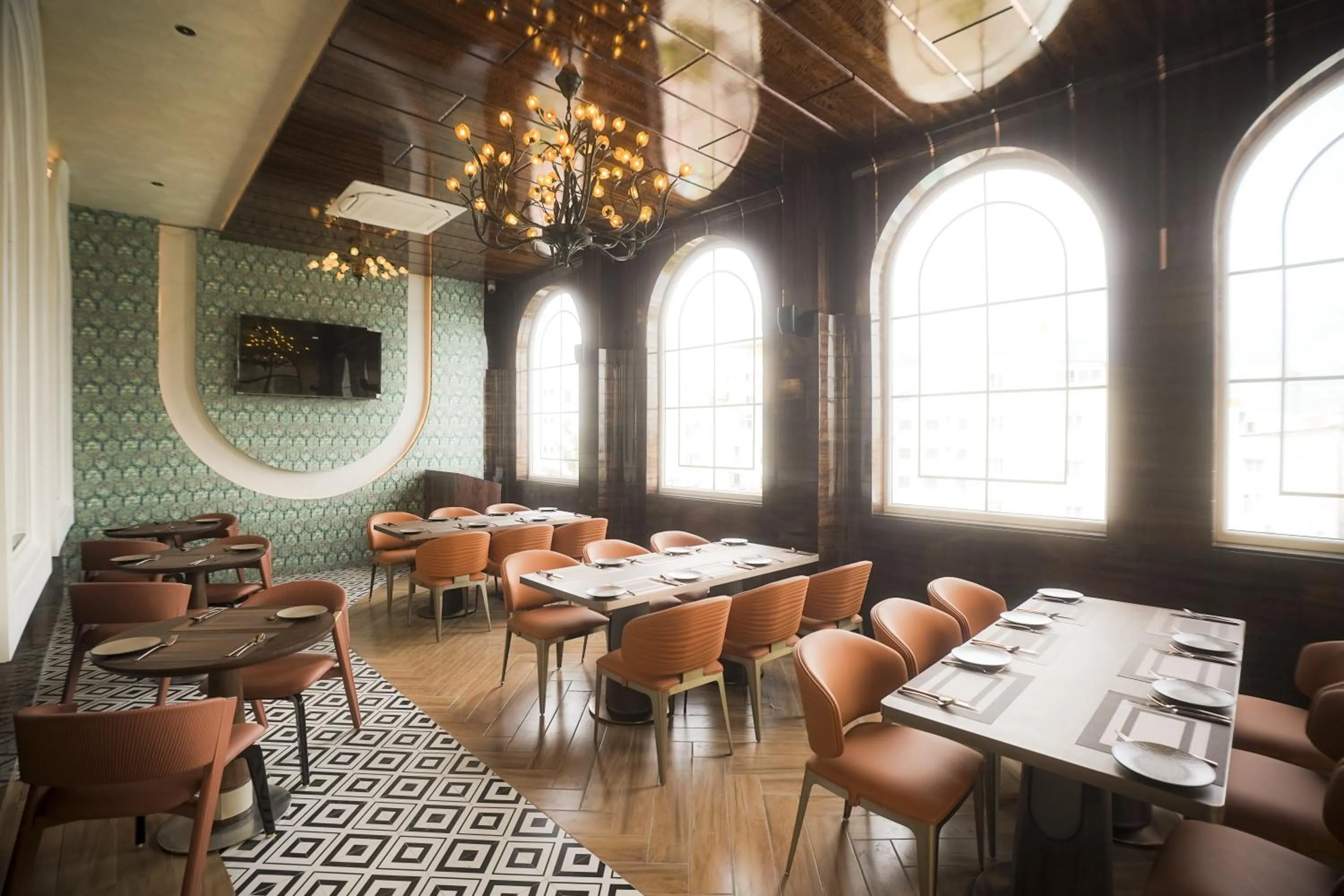 Restaurant/places to eat in Hotel Golden Amulya Rest Wings