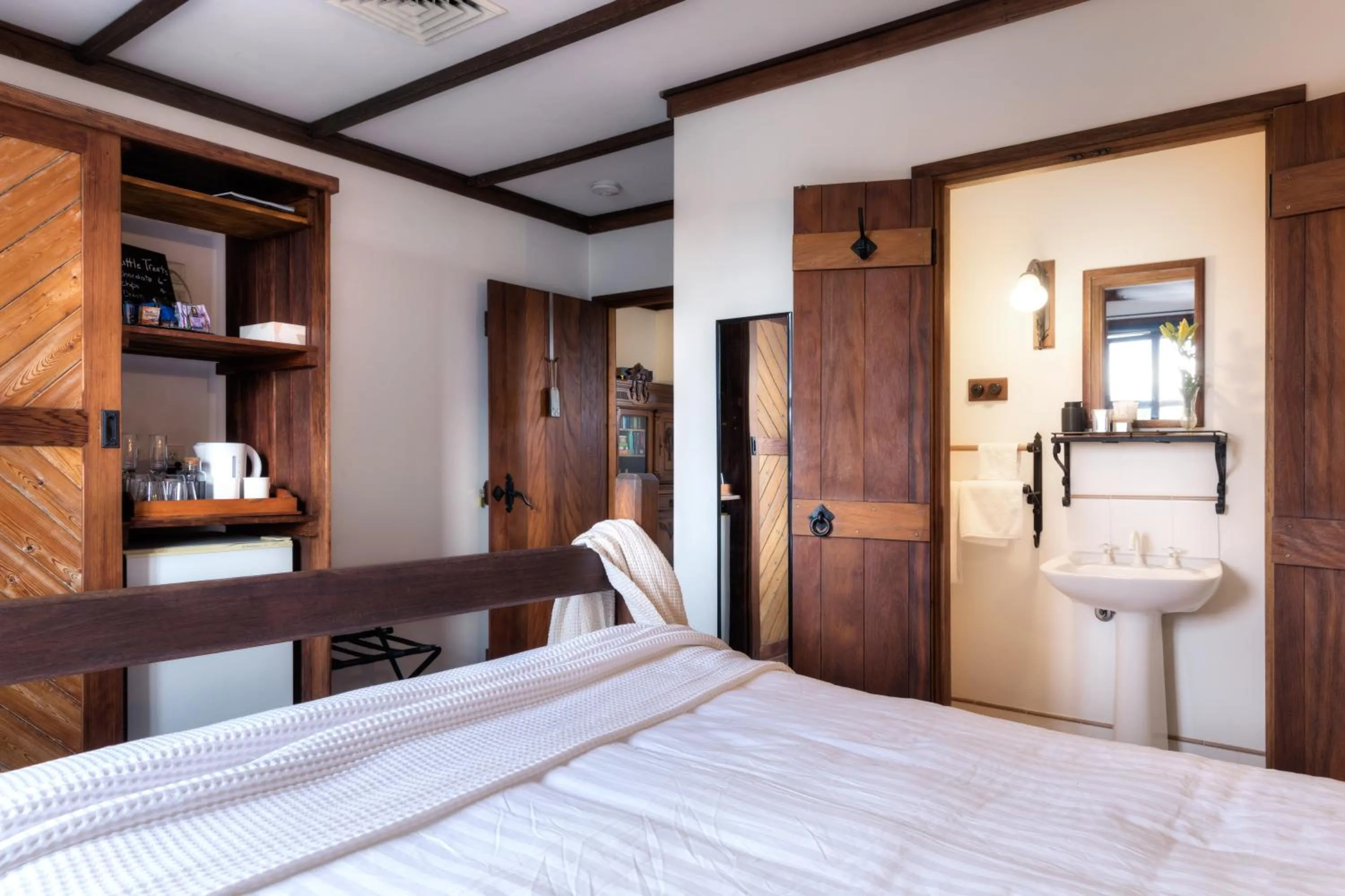 Bed in The Table Guest House