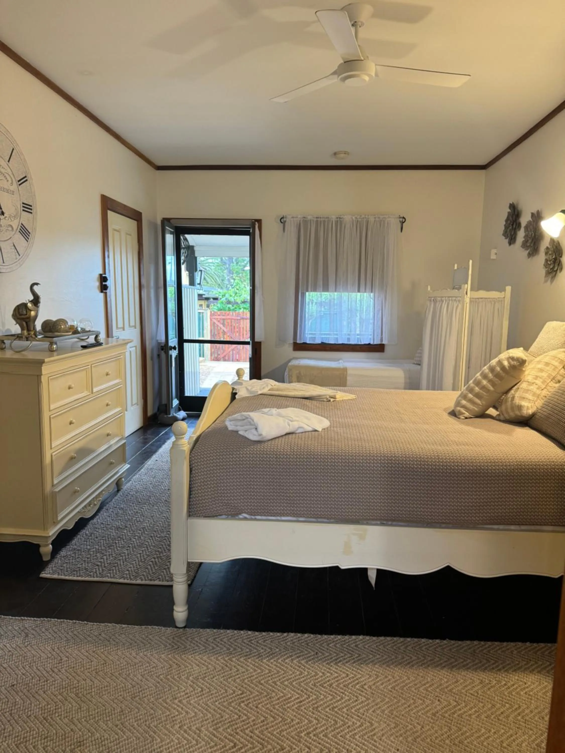 Bed in The Table Guest House