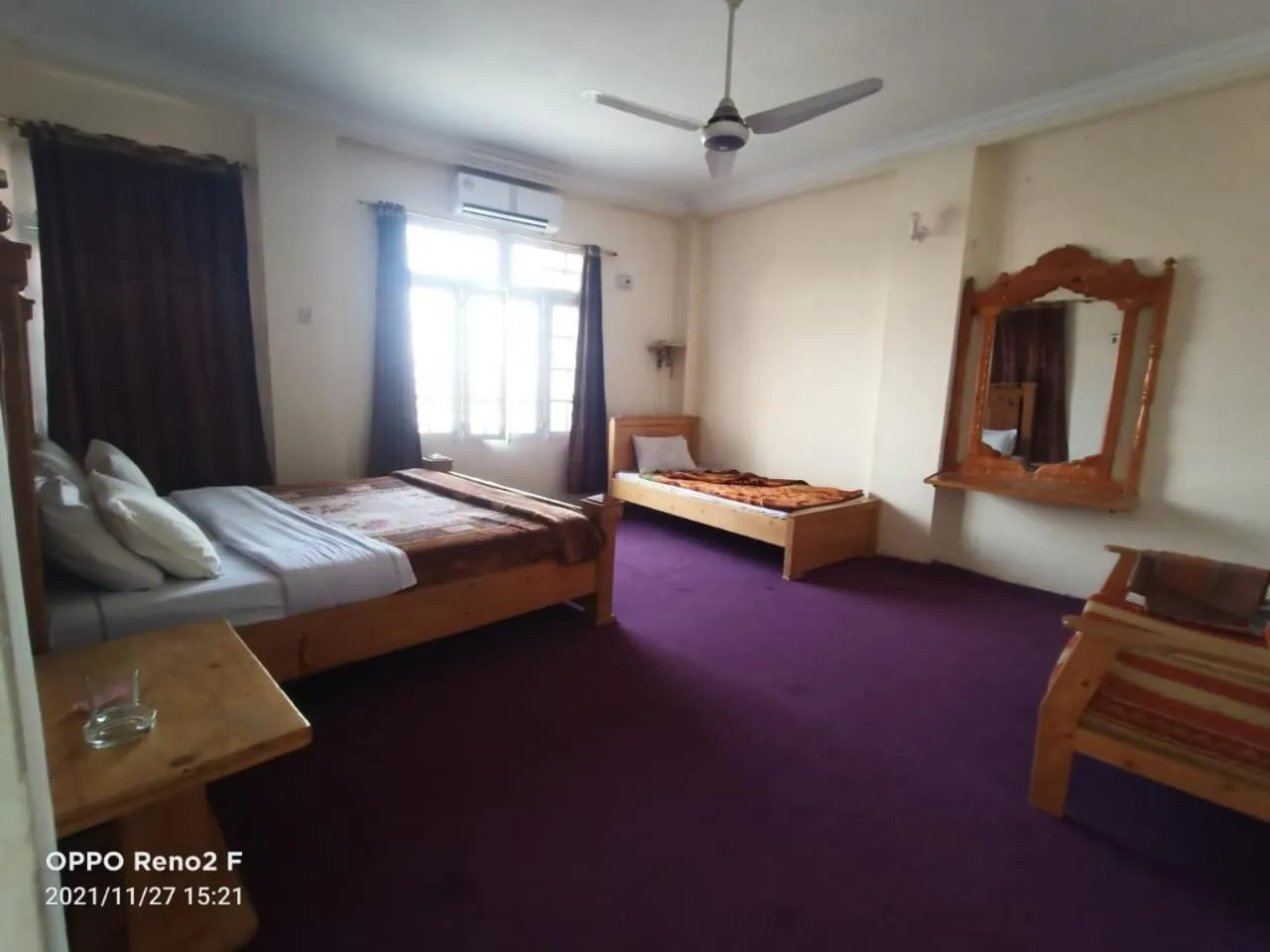 Bed in FR Darya E Swat Hotel