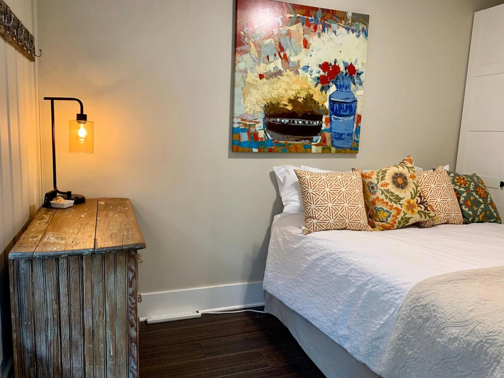 The Chic Guest Retreat in Old Town near CSU