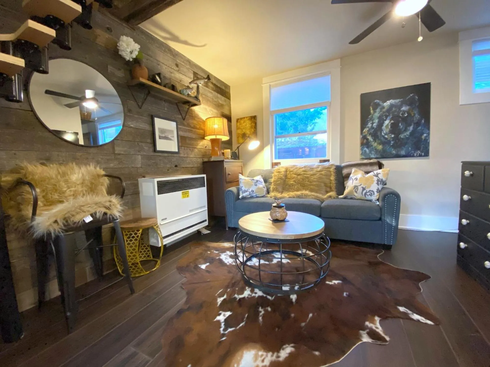 The Chic Guest Retreat in Old Town near CSU