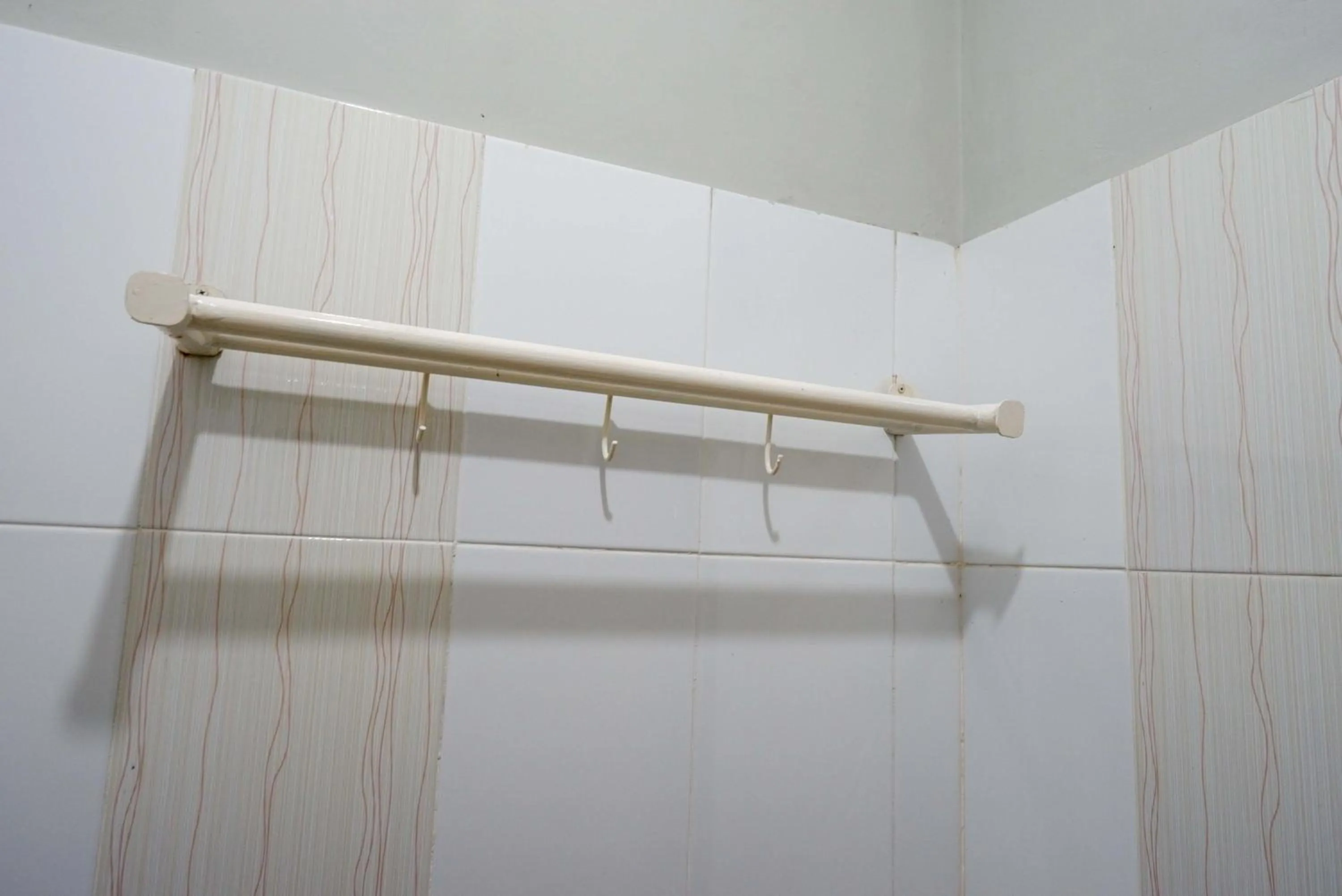 Bathroom in Urbanview Hotel Syariah Prambanan by RedDoorz