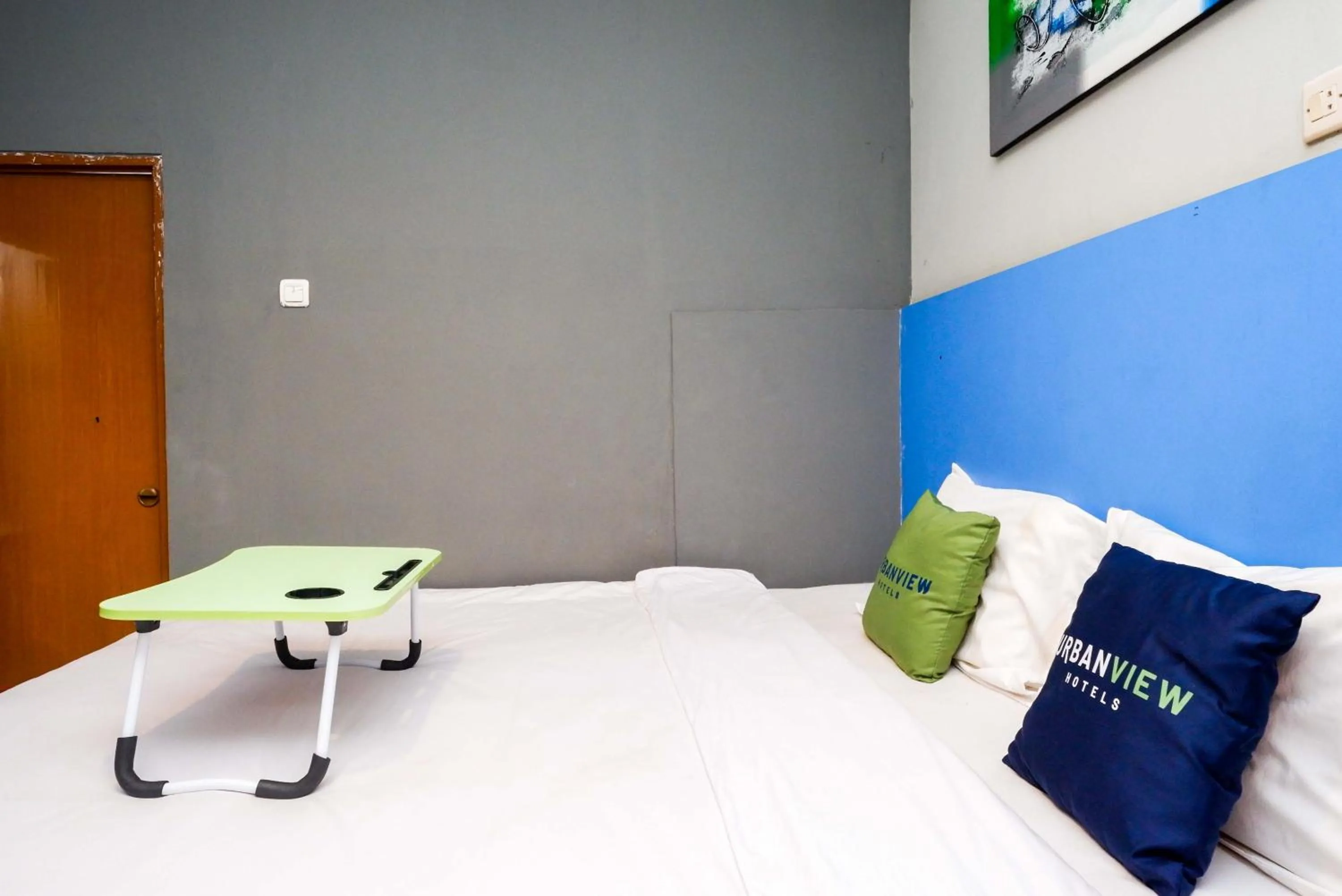 Bedroom, Bed in Urbanview Hotel Syariah Prambanan by RedDoorz