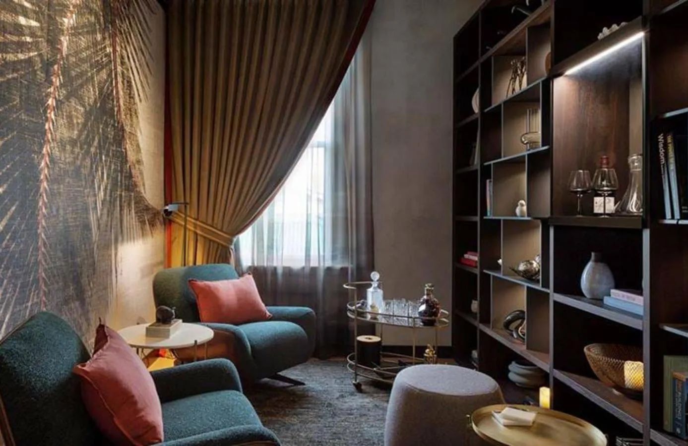 Library in Hotel Fitzroy curated by Fable