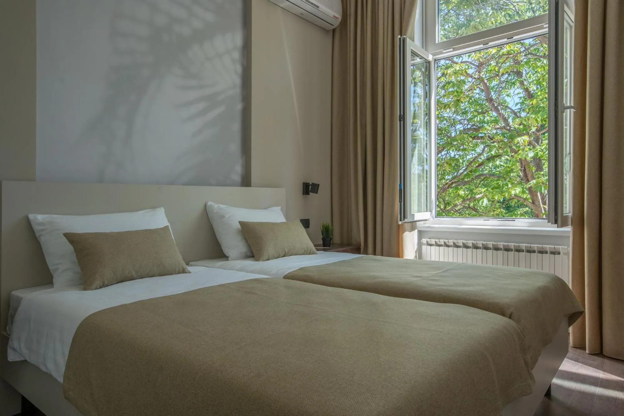 Bedroom in Villa Aurum Health & Climatotherapy Center