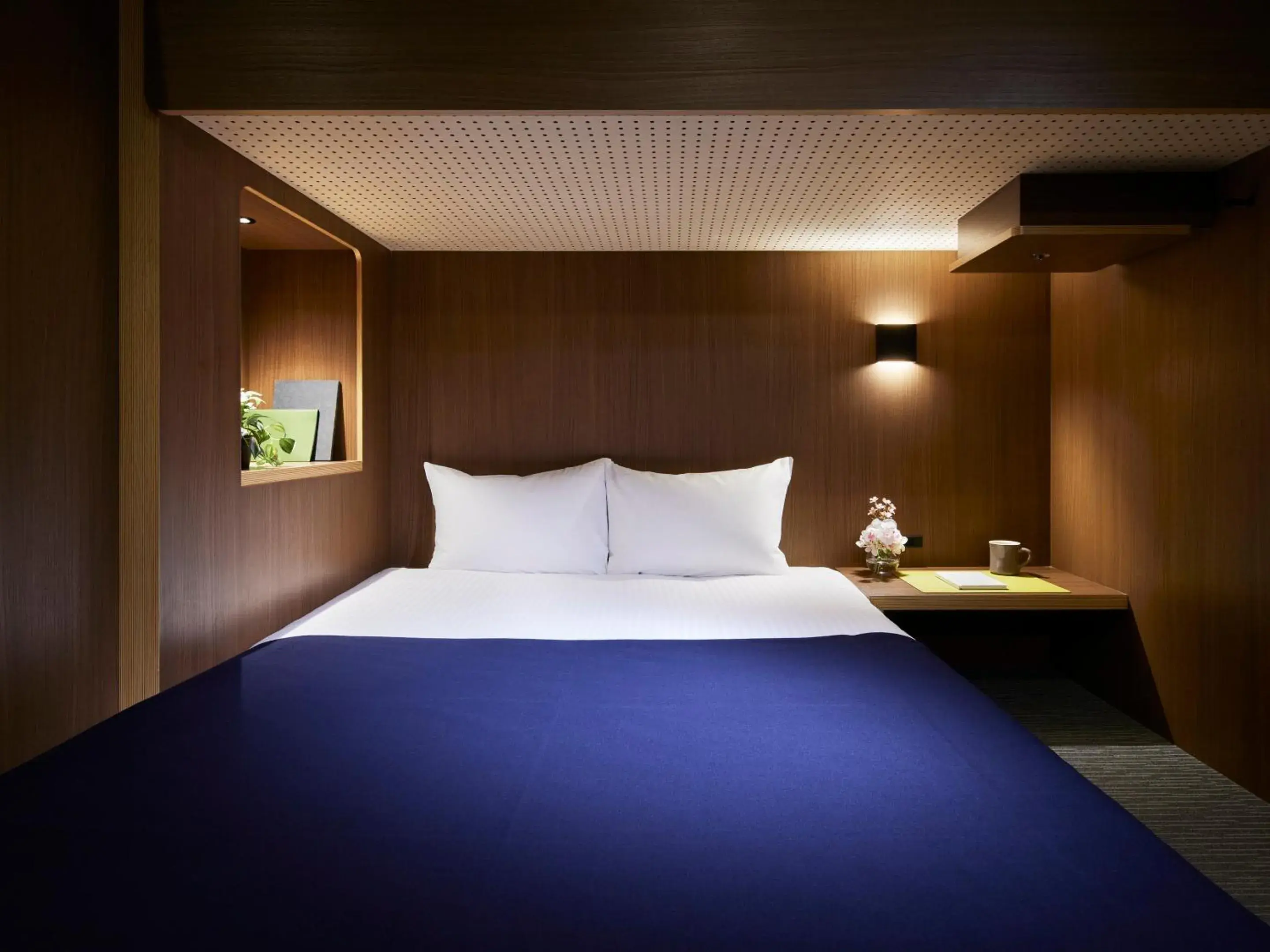 Bed in Minn Ueno Bed in Minn Ueno