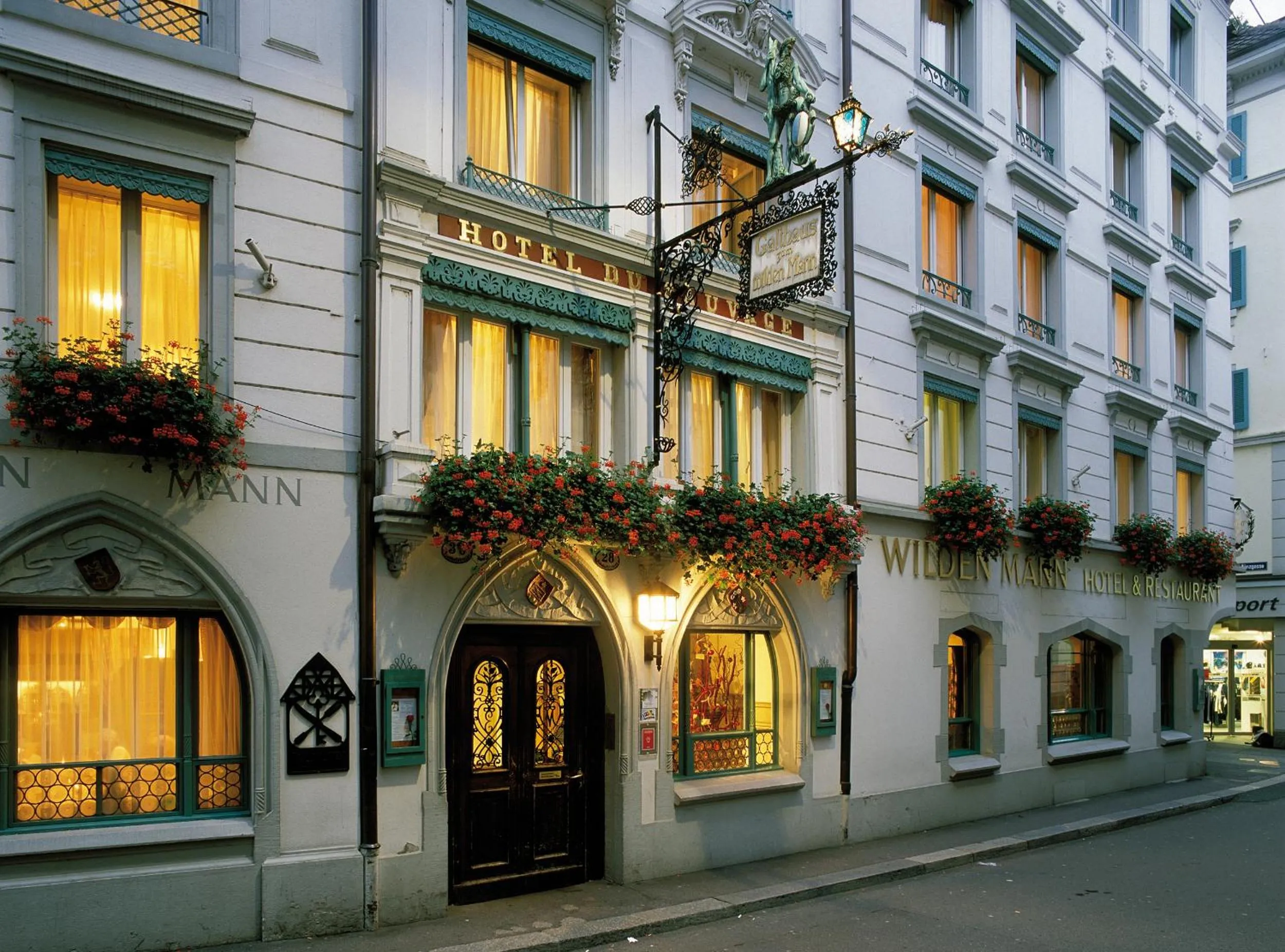 Property building in Romantik Hotel Wilden Mann Luzern