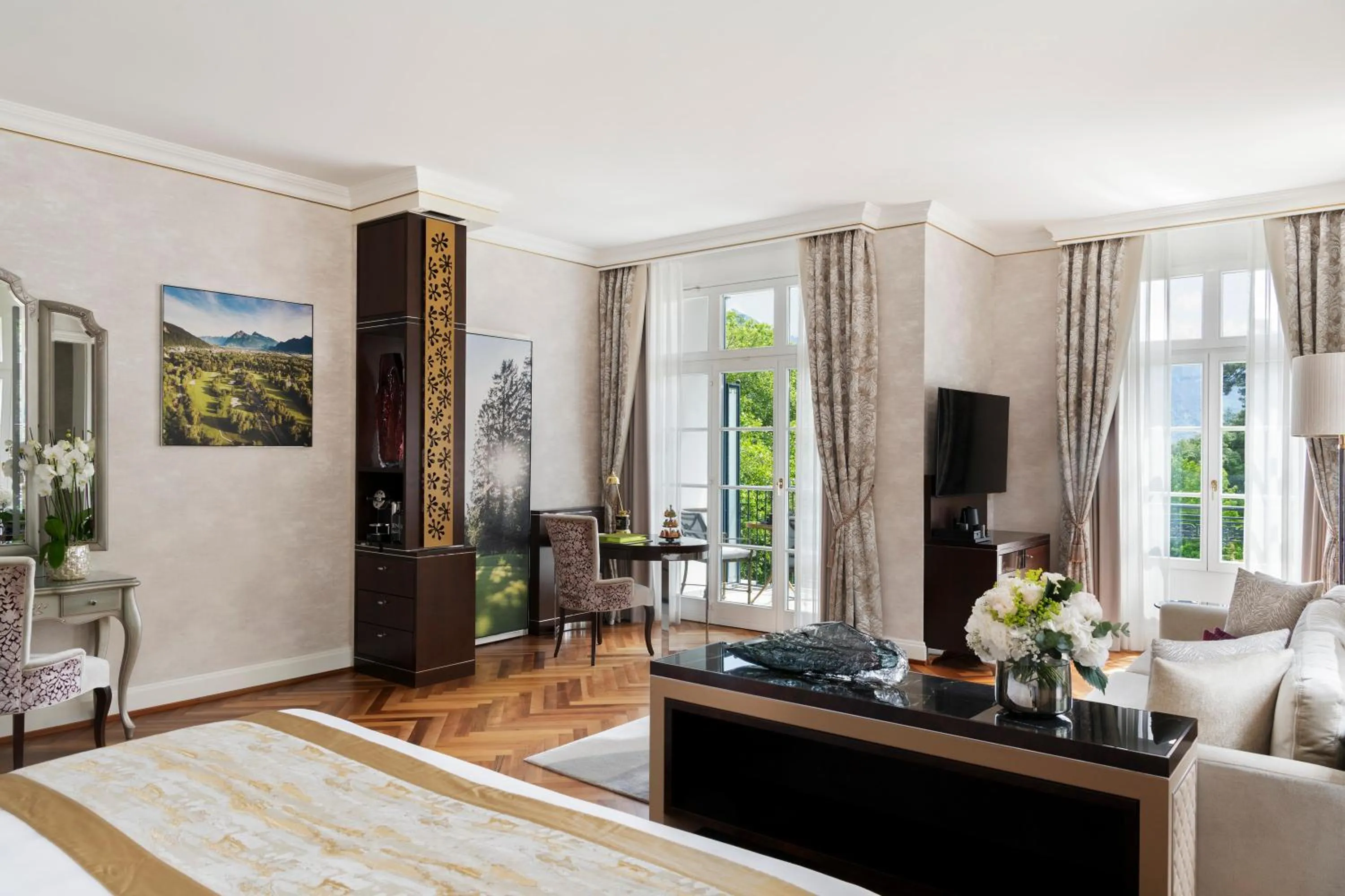 Photo of the whole room, Bed in Grand Resort Bad Ragaz