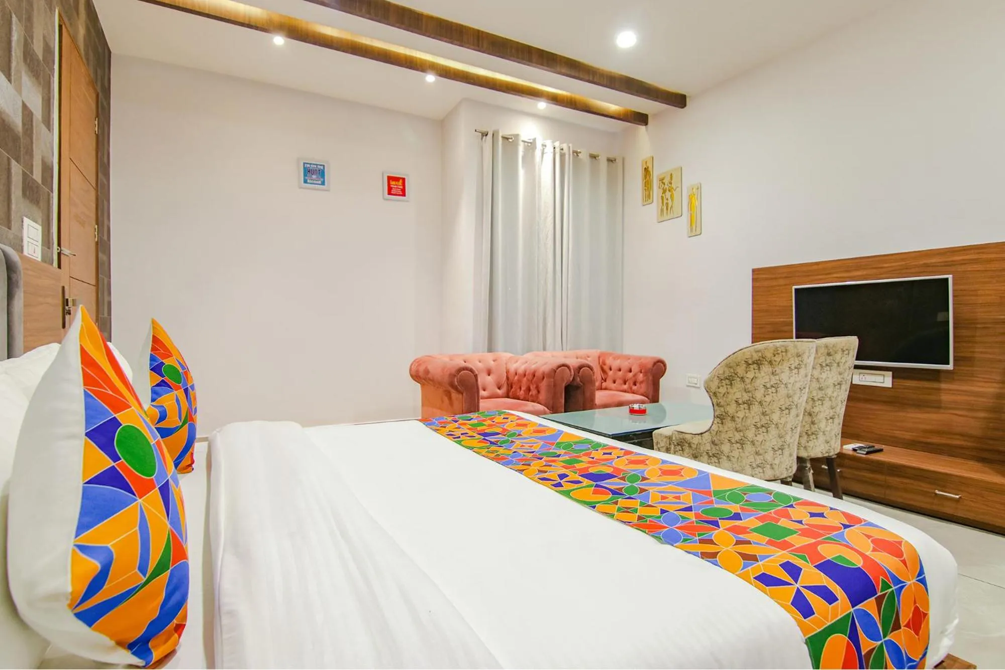 Bed in FabHotel Royal Mapple