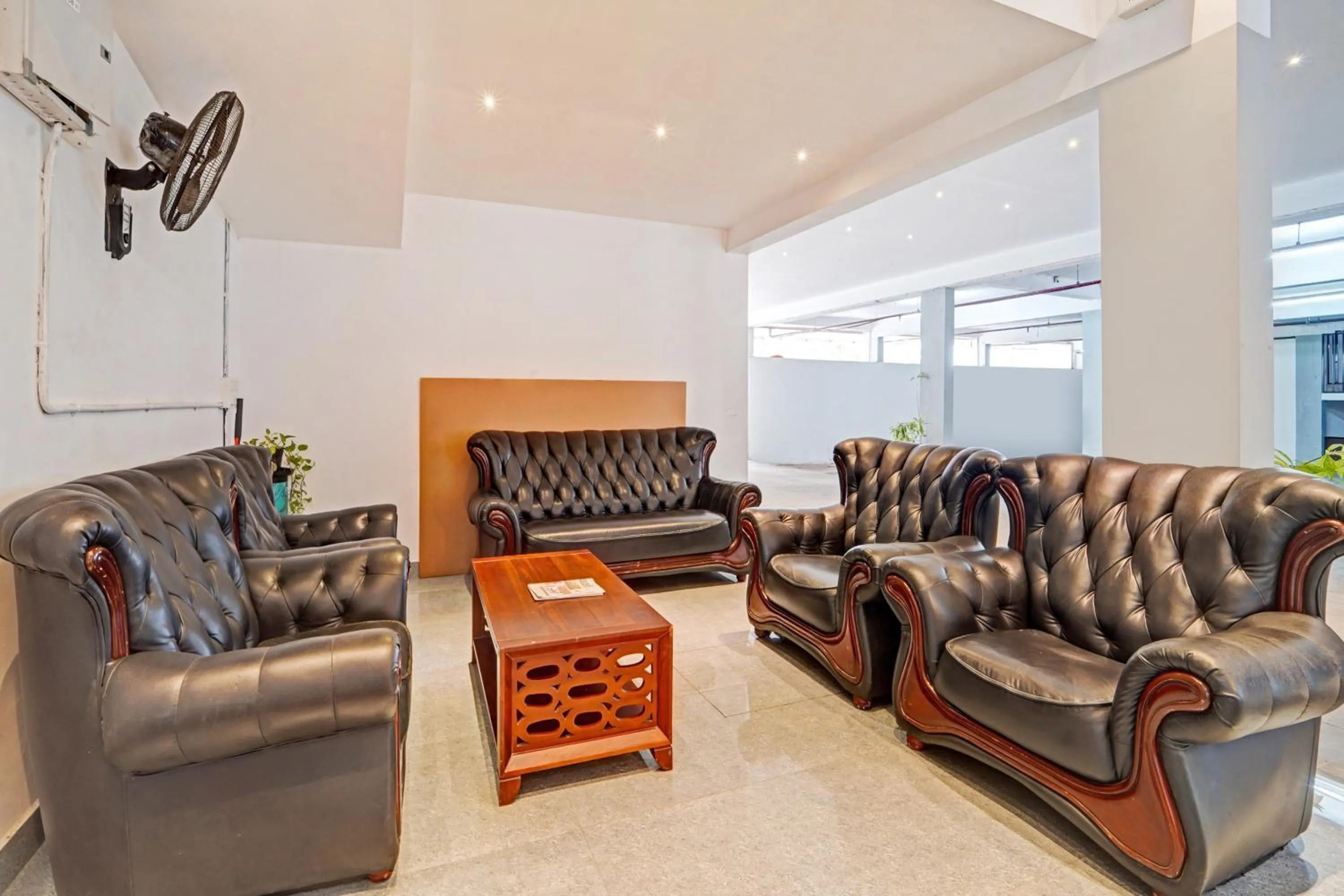 Lobby or reception in Super Collection O Vazhakkala Kakkanad