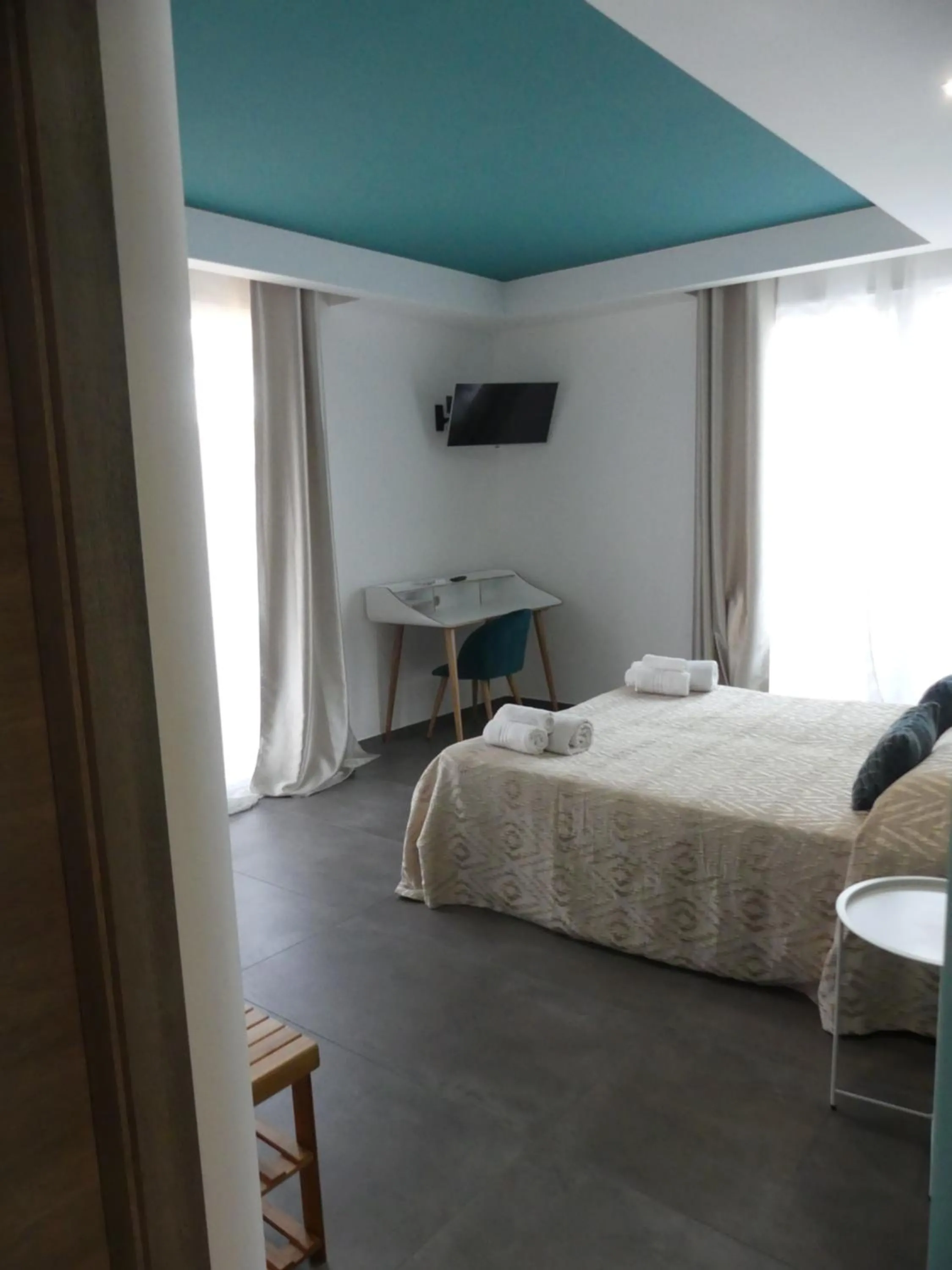 Photo of the whole room, Bed in Albergo Piazza Risorgimento