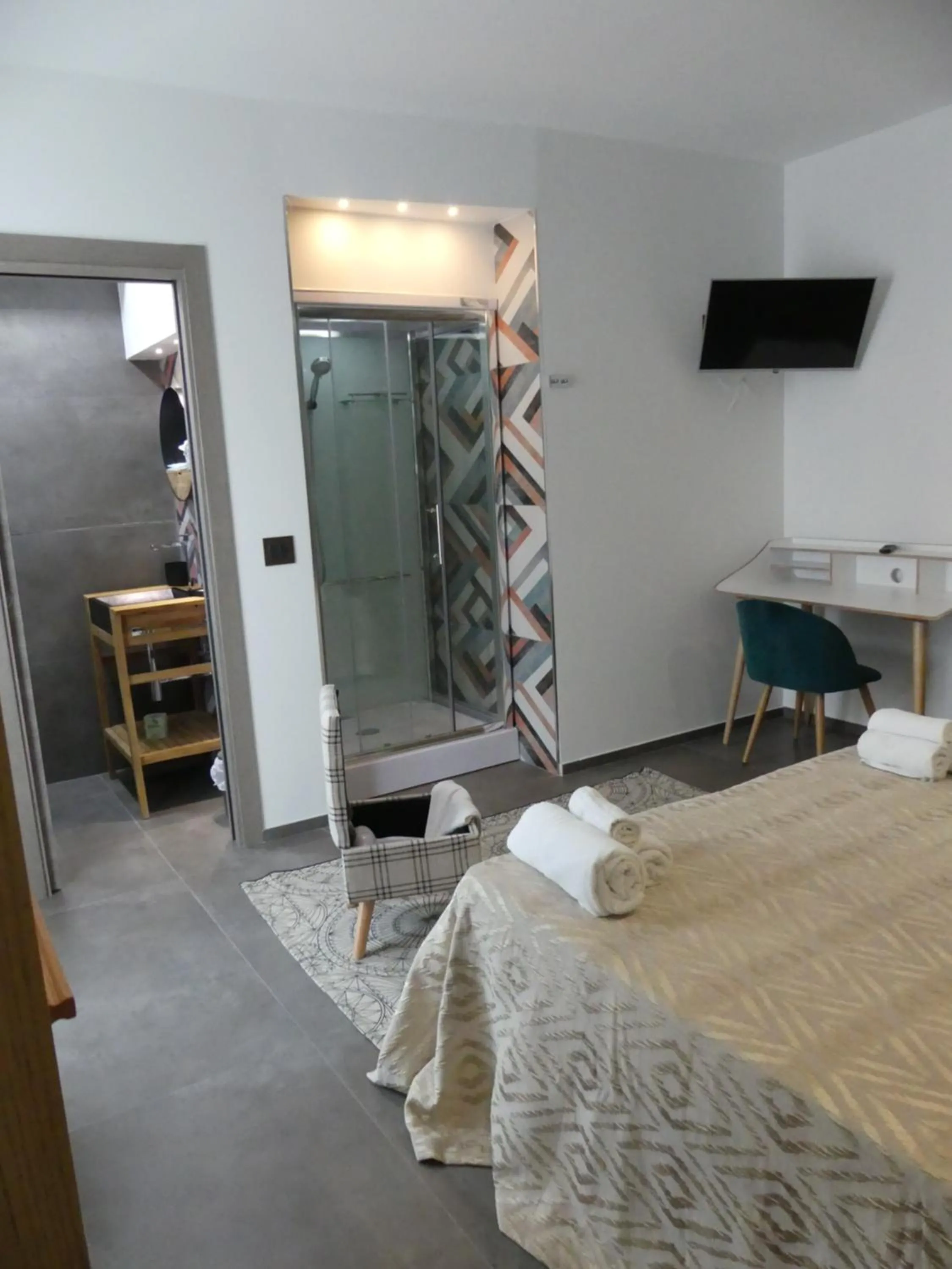 Photo of the whole room, Bed in Albergo Piazza Risorgimento