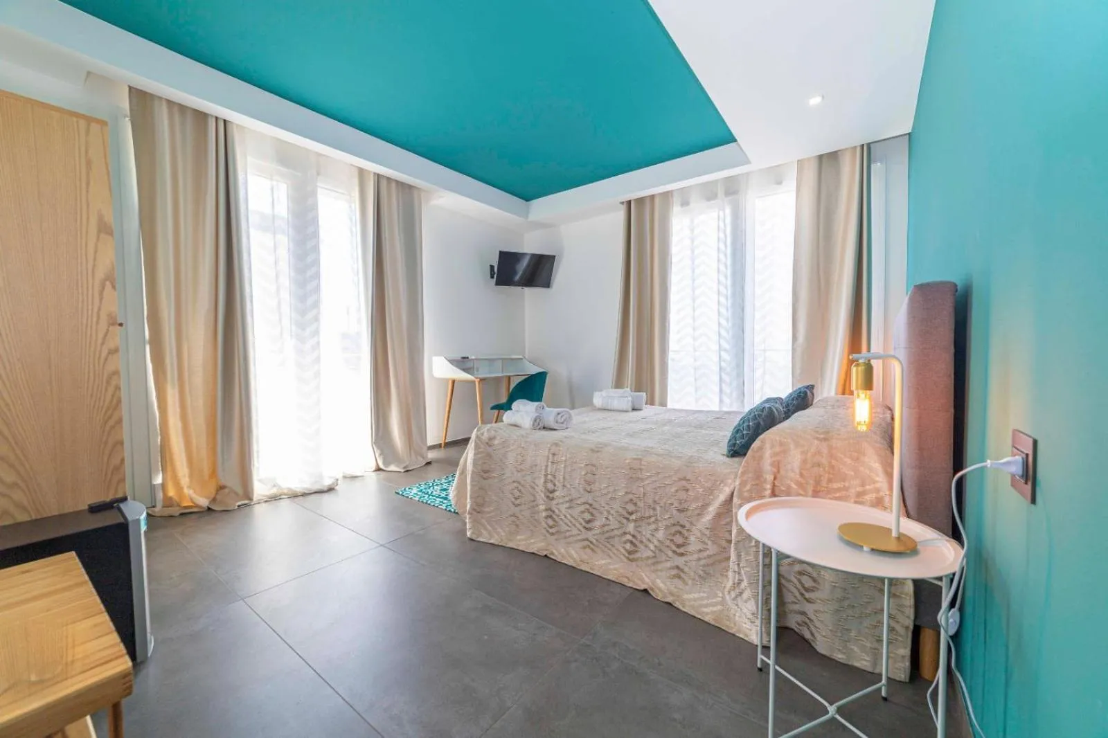Photo of the whole room, Bed in Albergo Piazza Risorgimento