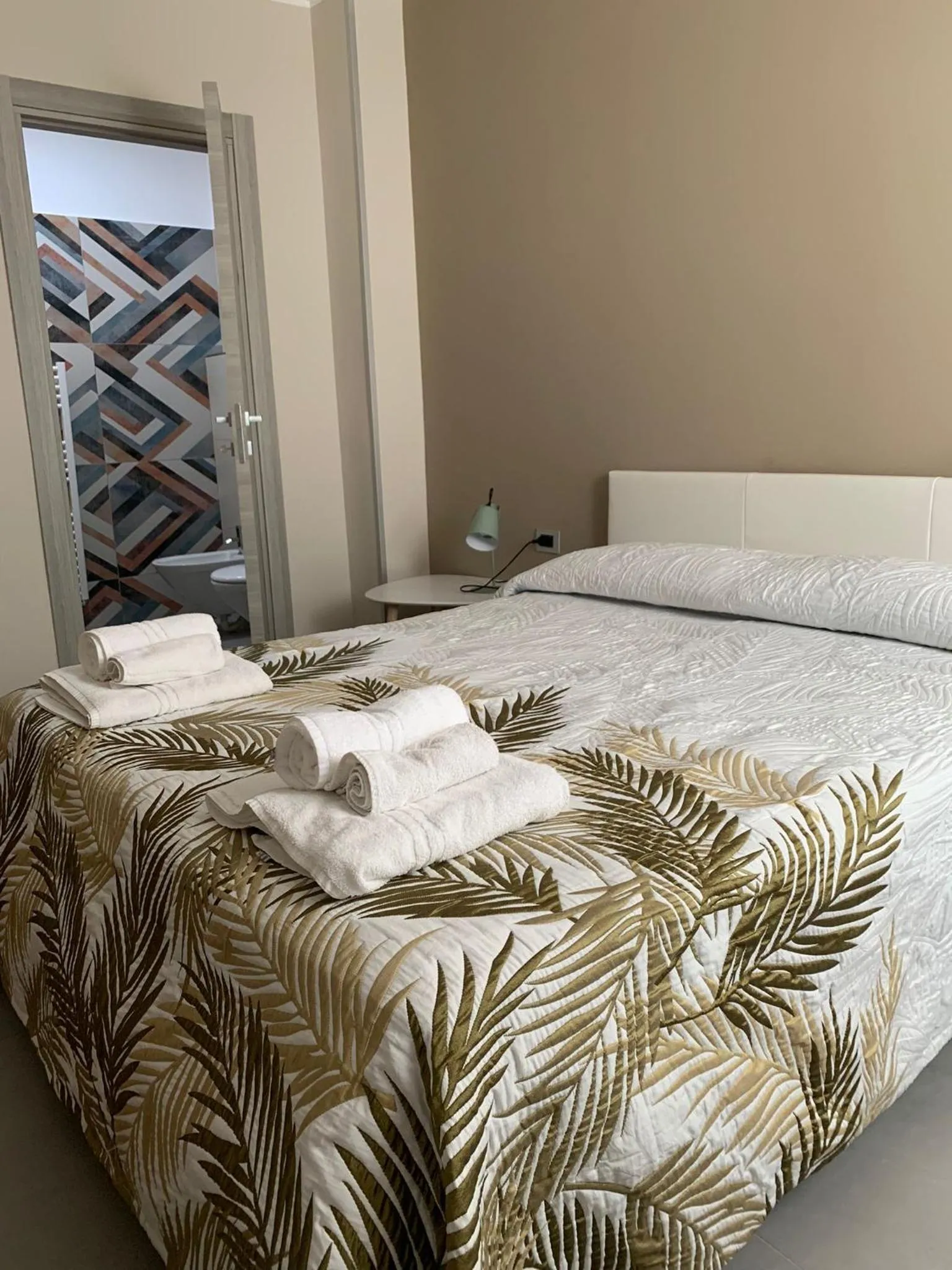 Bed in Albergo Piazza Risorgimento