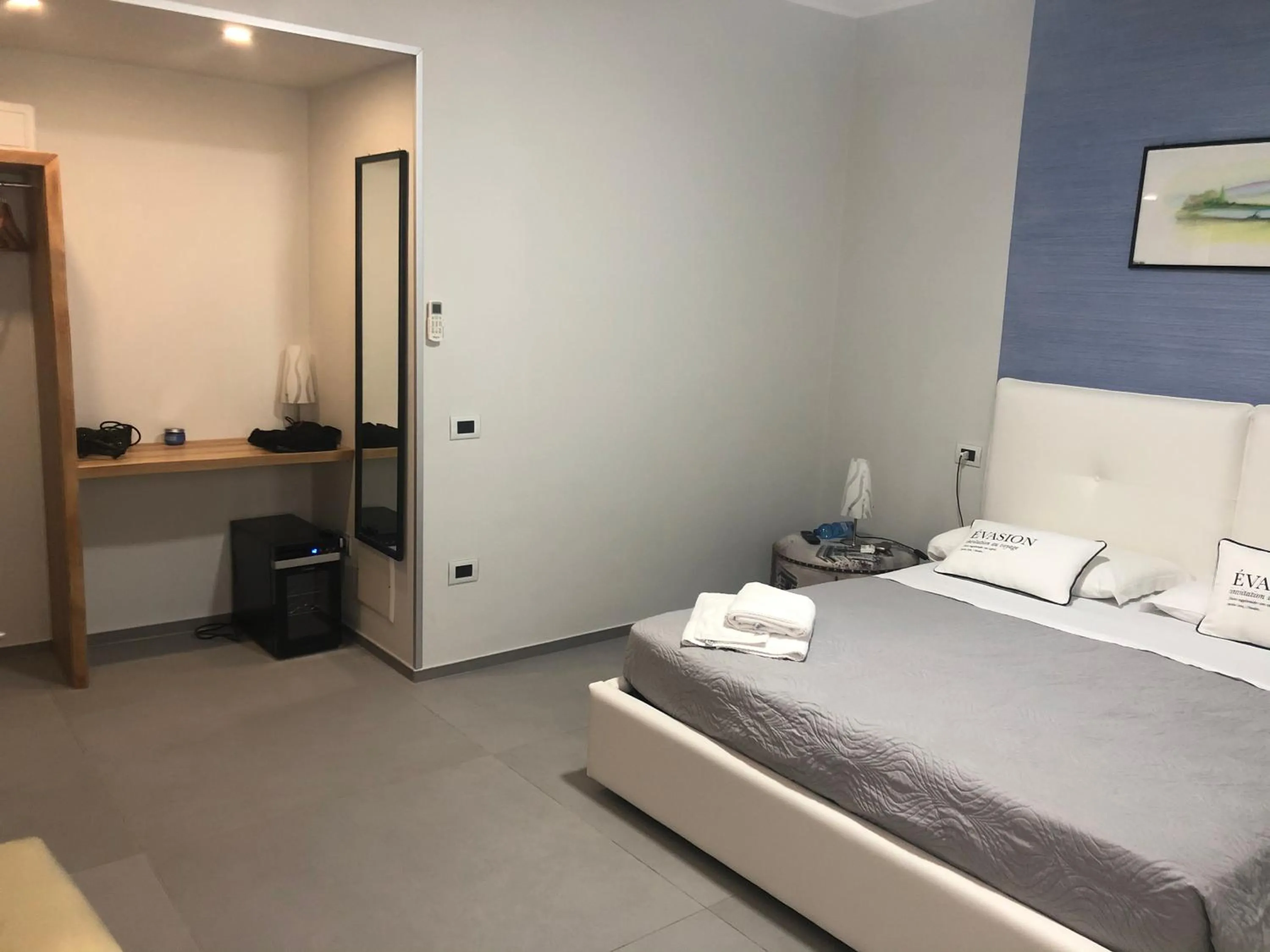 Photo of the whole room, Bed in Albergo Piazza Risorgimento