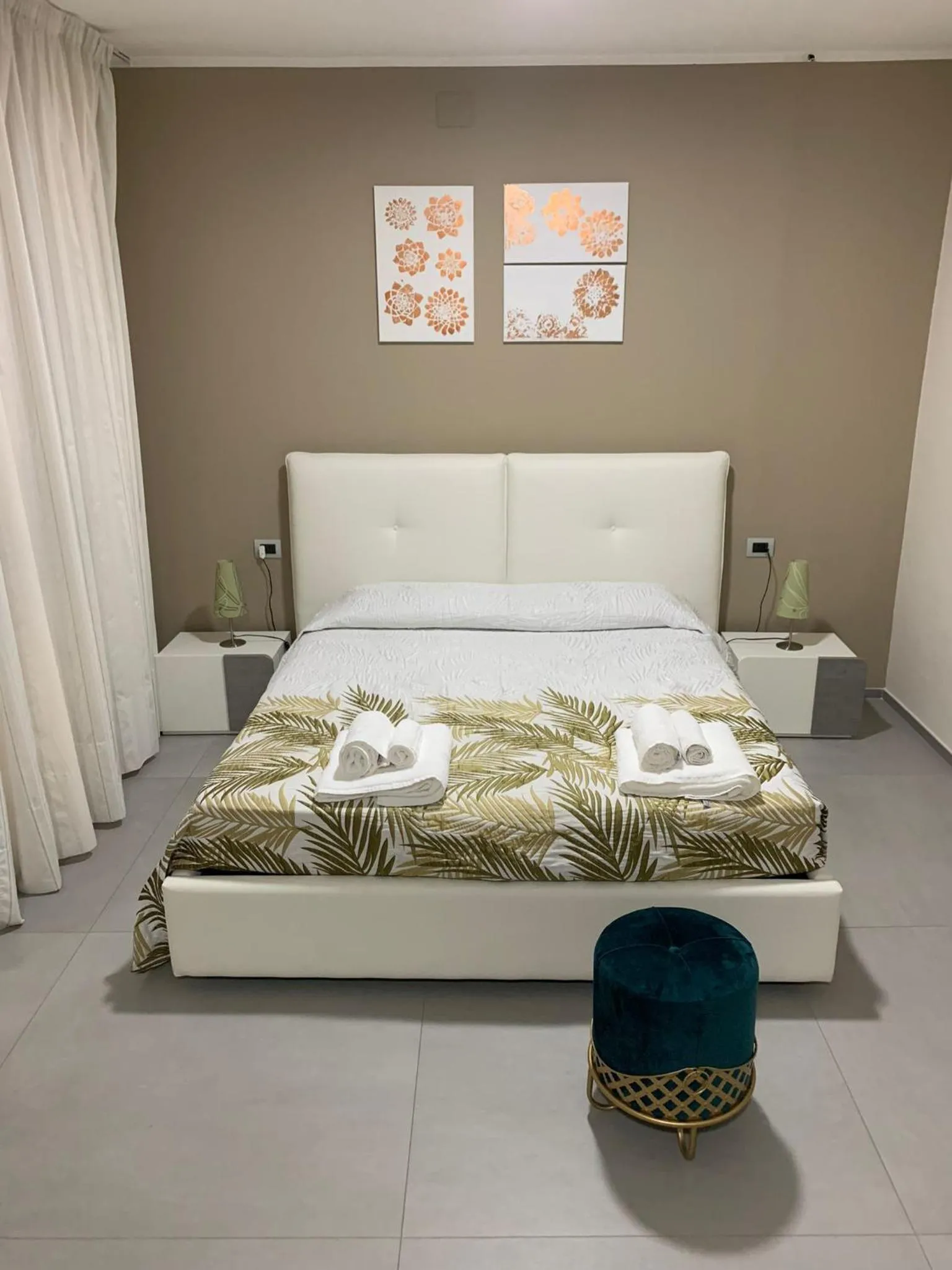 Bed in Albergo Piazza Risorgimento