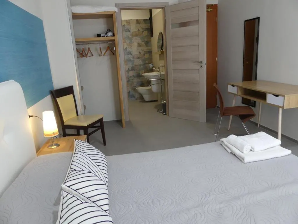 Bed in Albergo Piazza Risorgimento