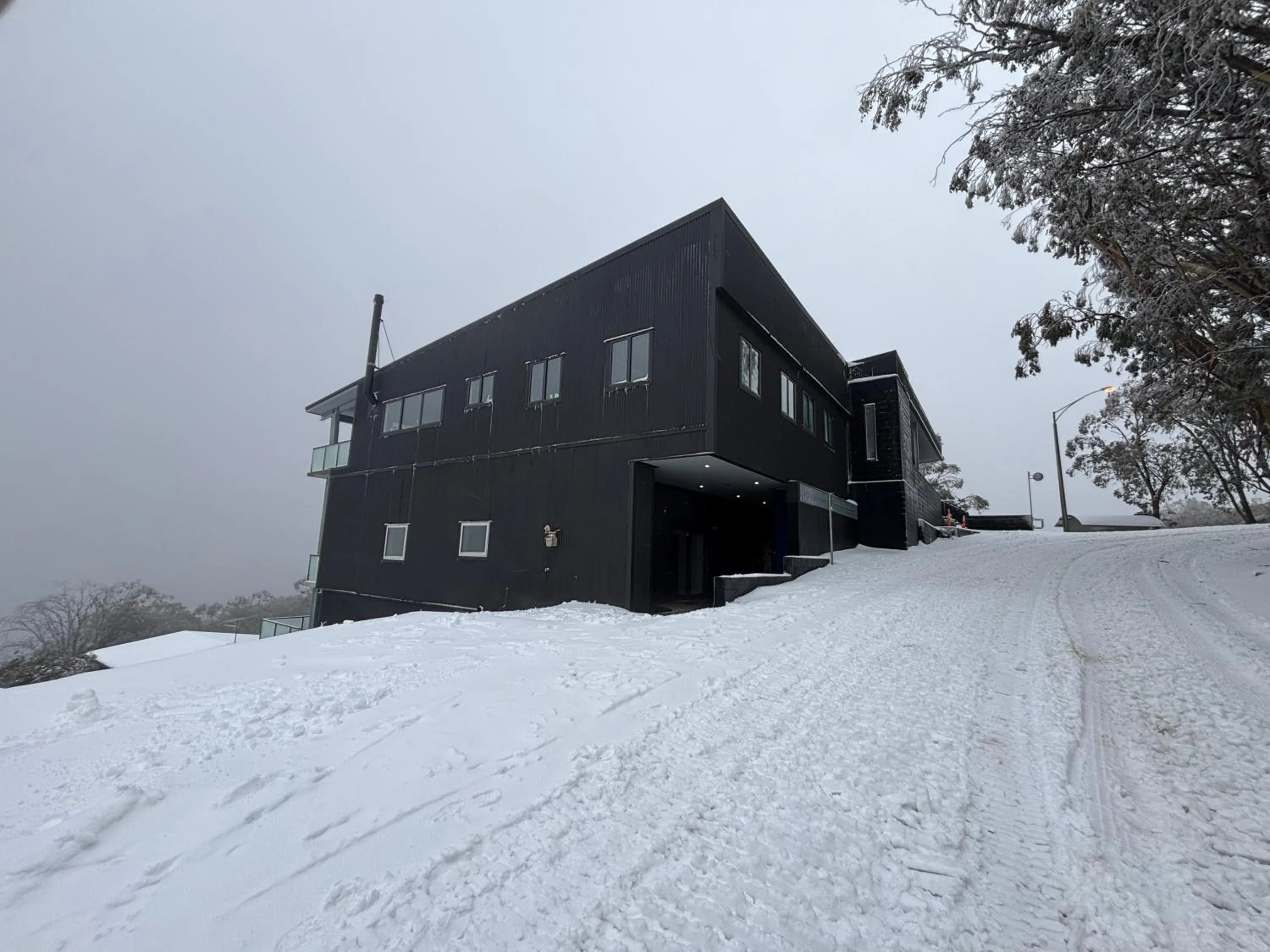 Cooroona Alpine Lodge