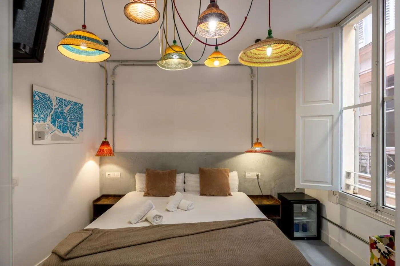 Bed in Antiguo Brondo Selfcheck-in Smart Rooms