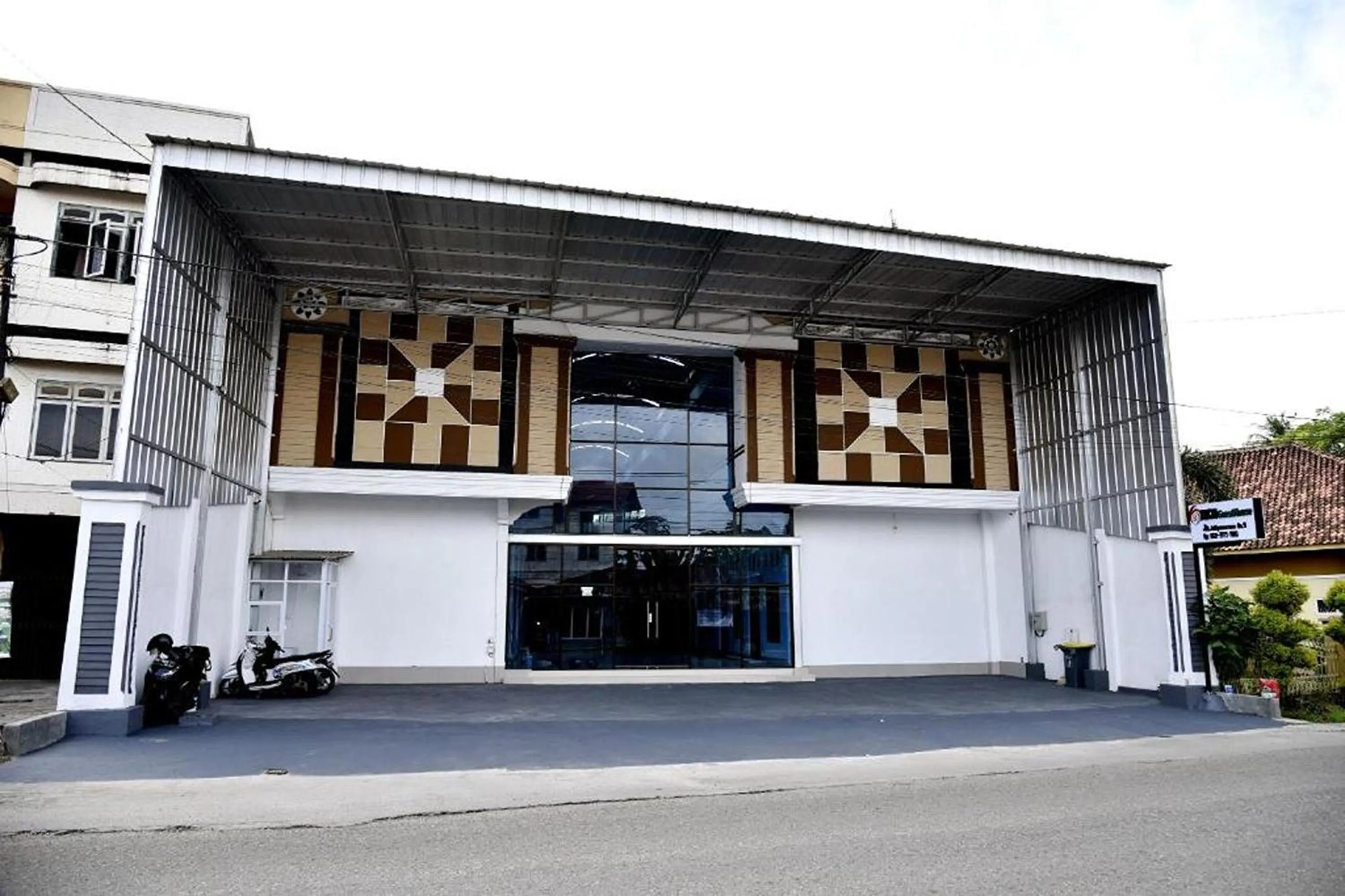 Property building in Rich Guesthouse