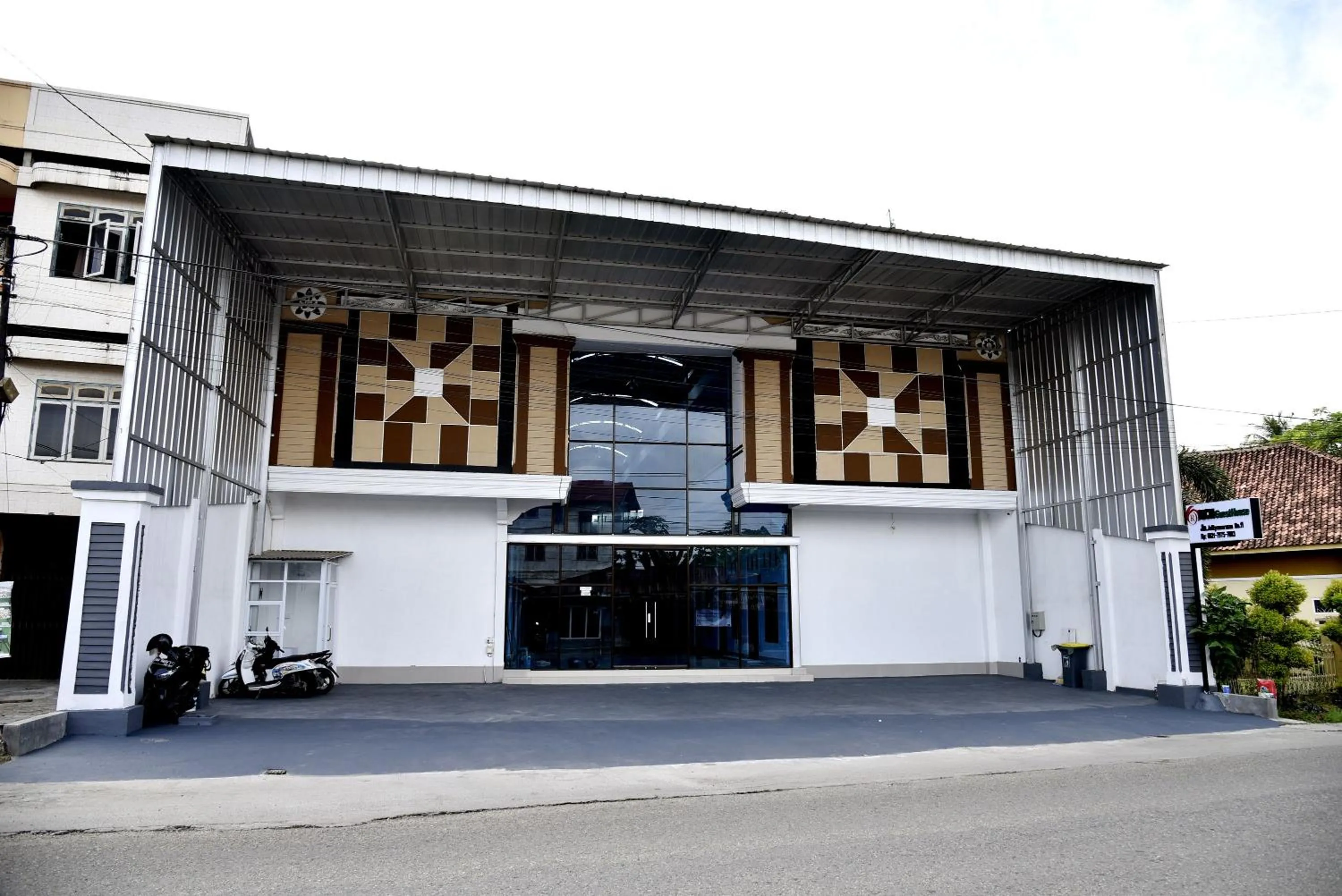 Property building in Rich Guesthouse